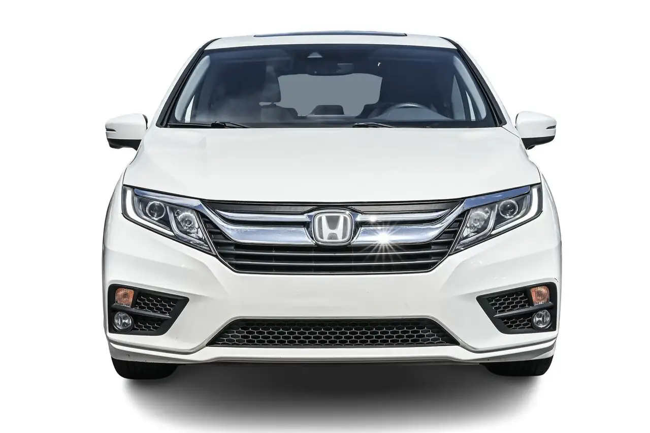 Honda Odyssey снимка Honda Odyssey