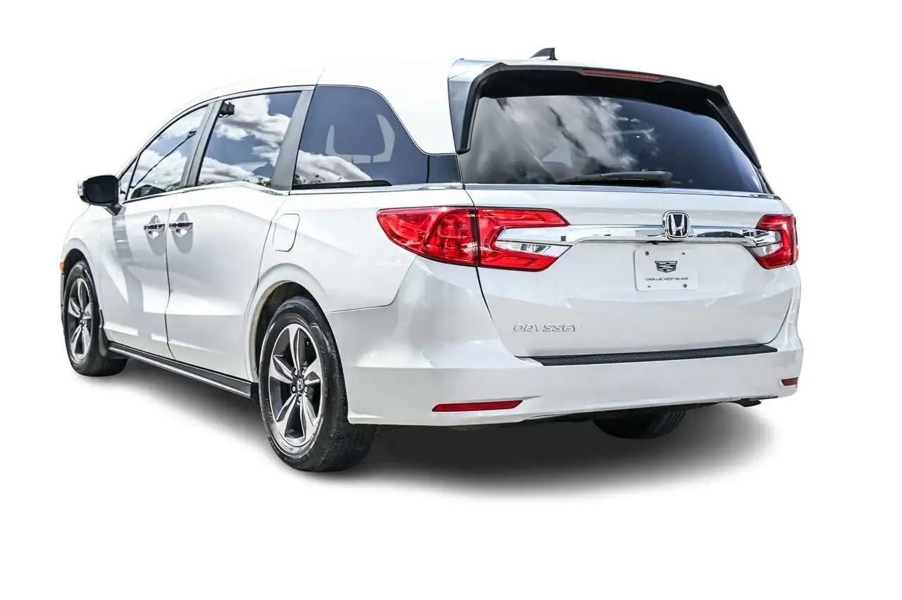 Honda Odyssey снимка Honda Odyssey