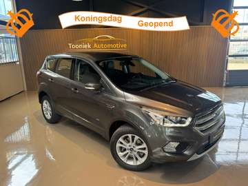 1.5 EcoBoost Titanium Navigatie Airco PDC LMV AWD