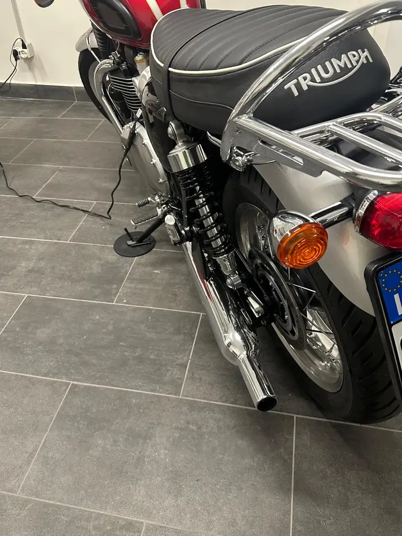 Triumph Bonneville T120 Elvis Numerata 621/925 - 2