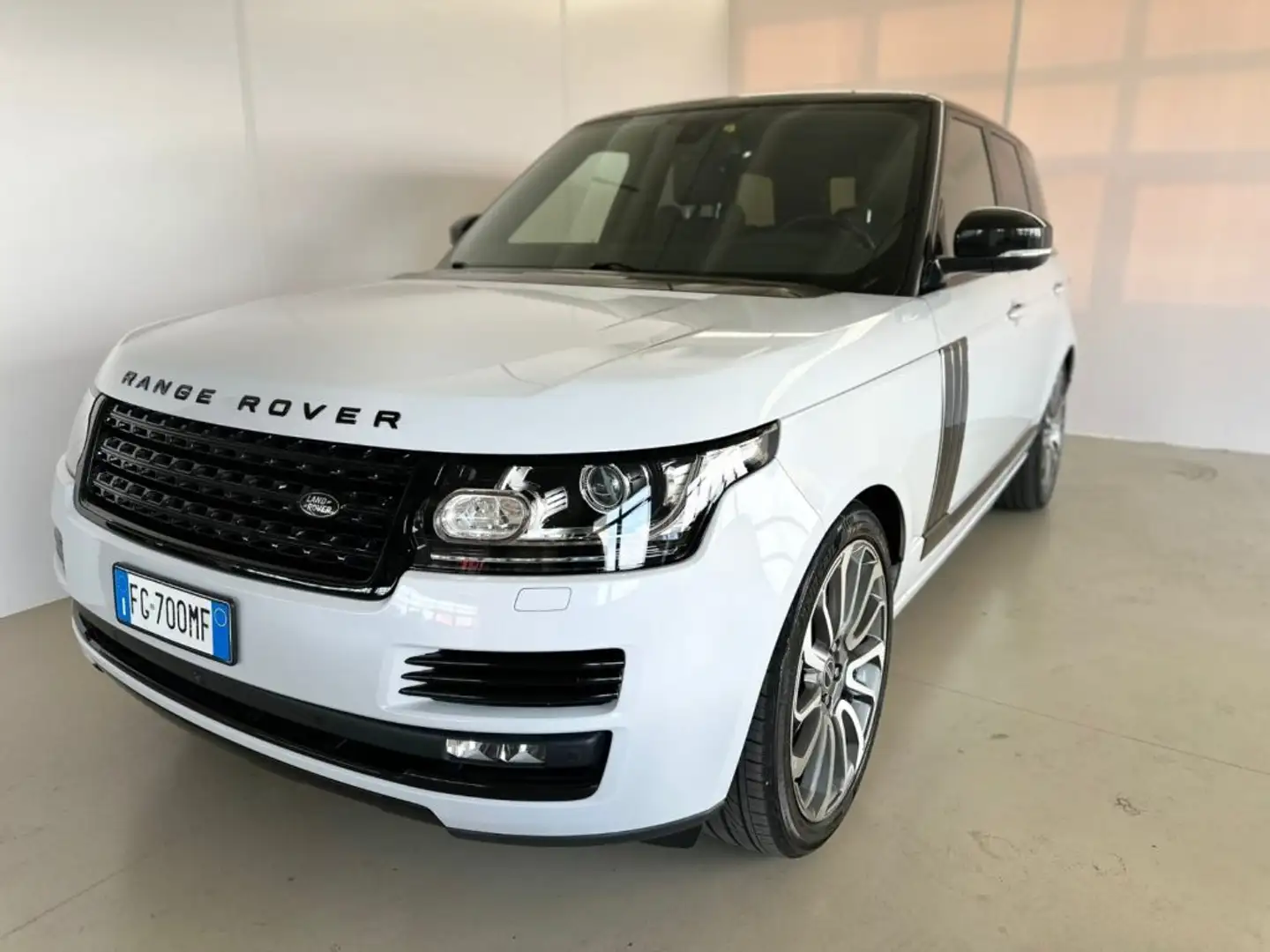 Land Rover Range Rover 3.0 TDV6 Vogue Bianco - 1