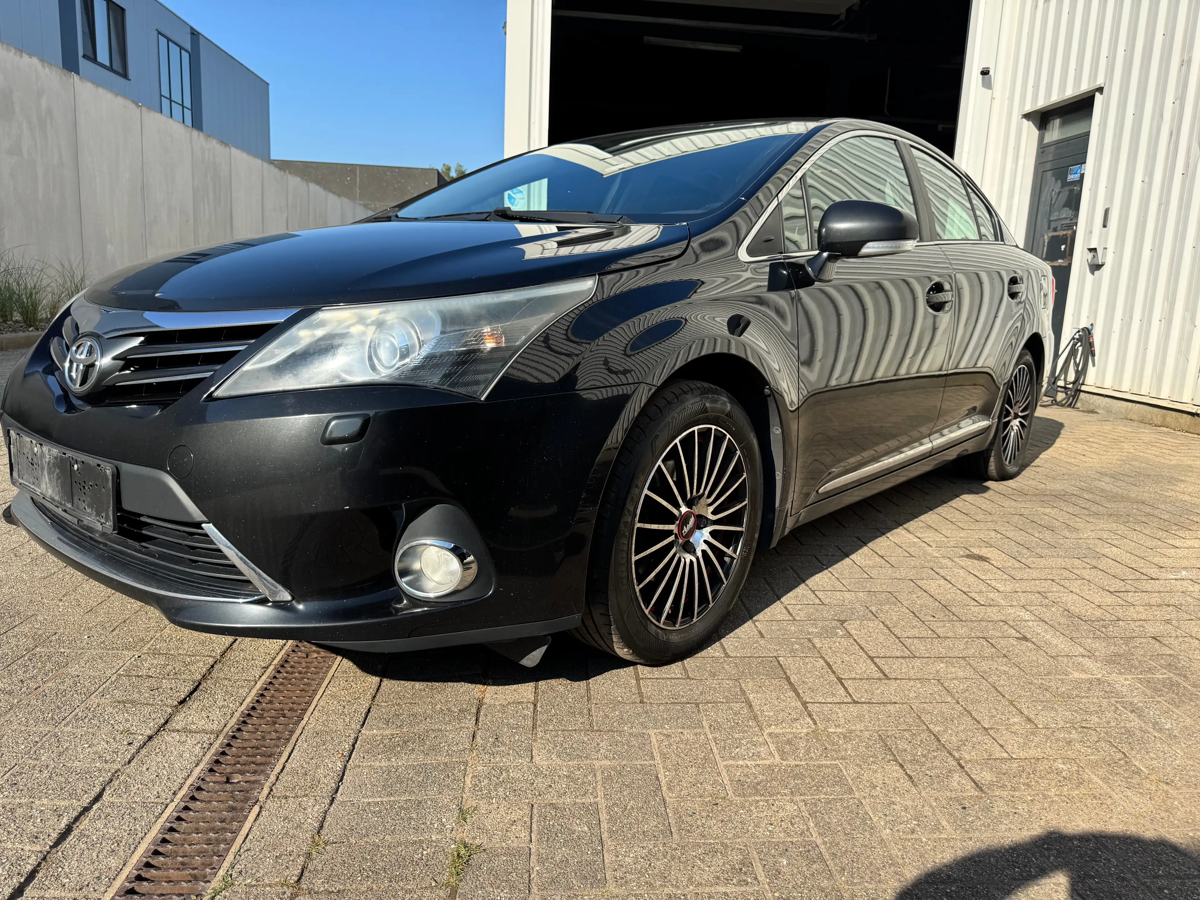 Toyota Avensis Avensis 2.0i Premium Multidrive S — photo 6