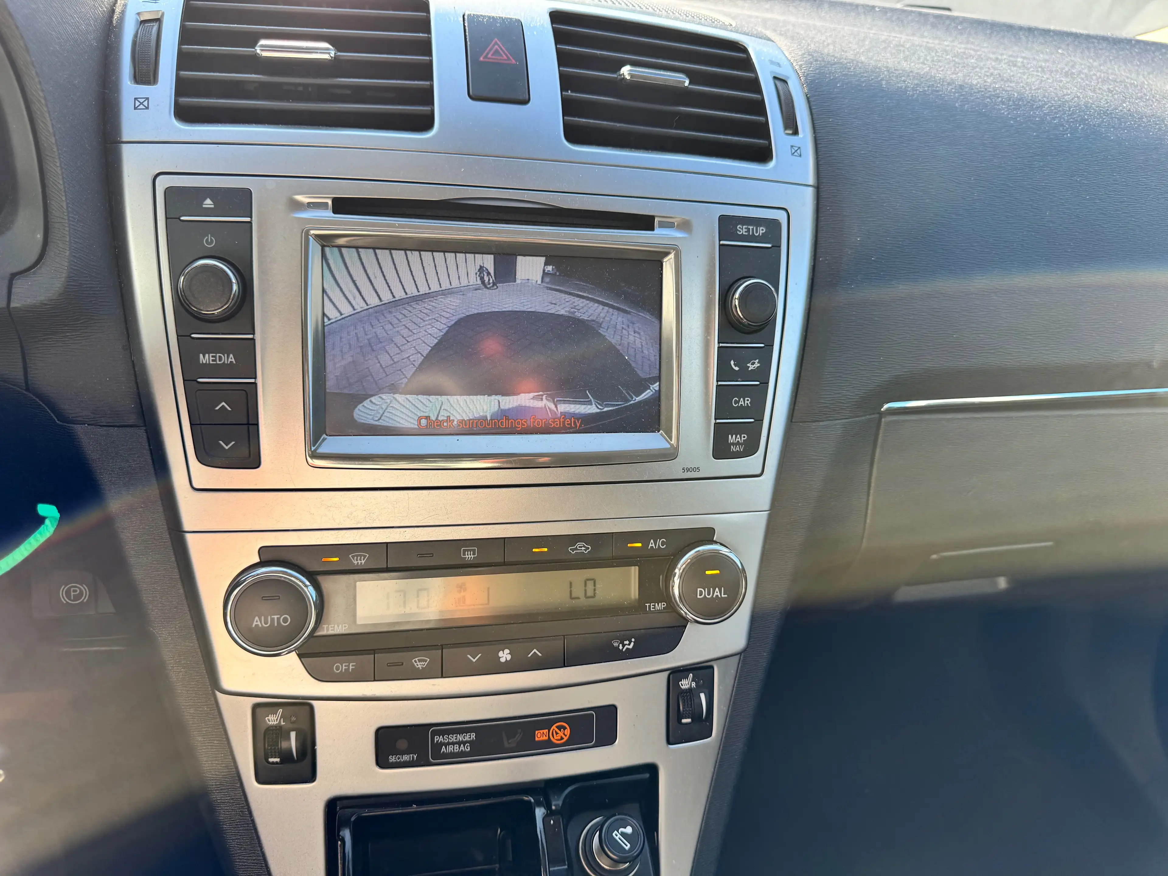 Toyota Avensis Avensis 2.0i Premium Multidrive S — photo 12