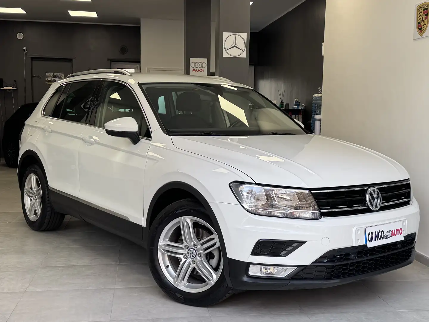Volkswagen Tiguan 1.6 tdi Style 115cv Bianco - 2