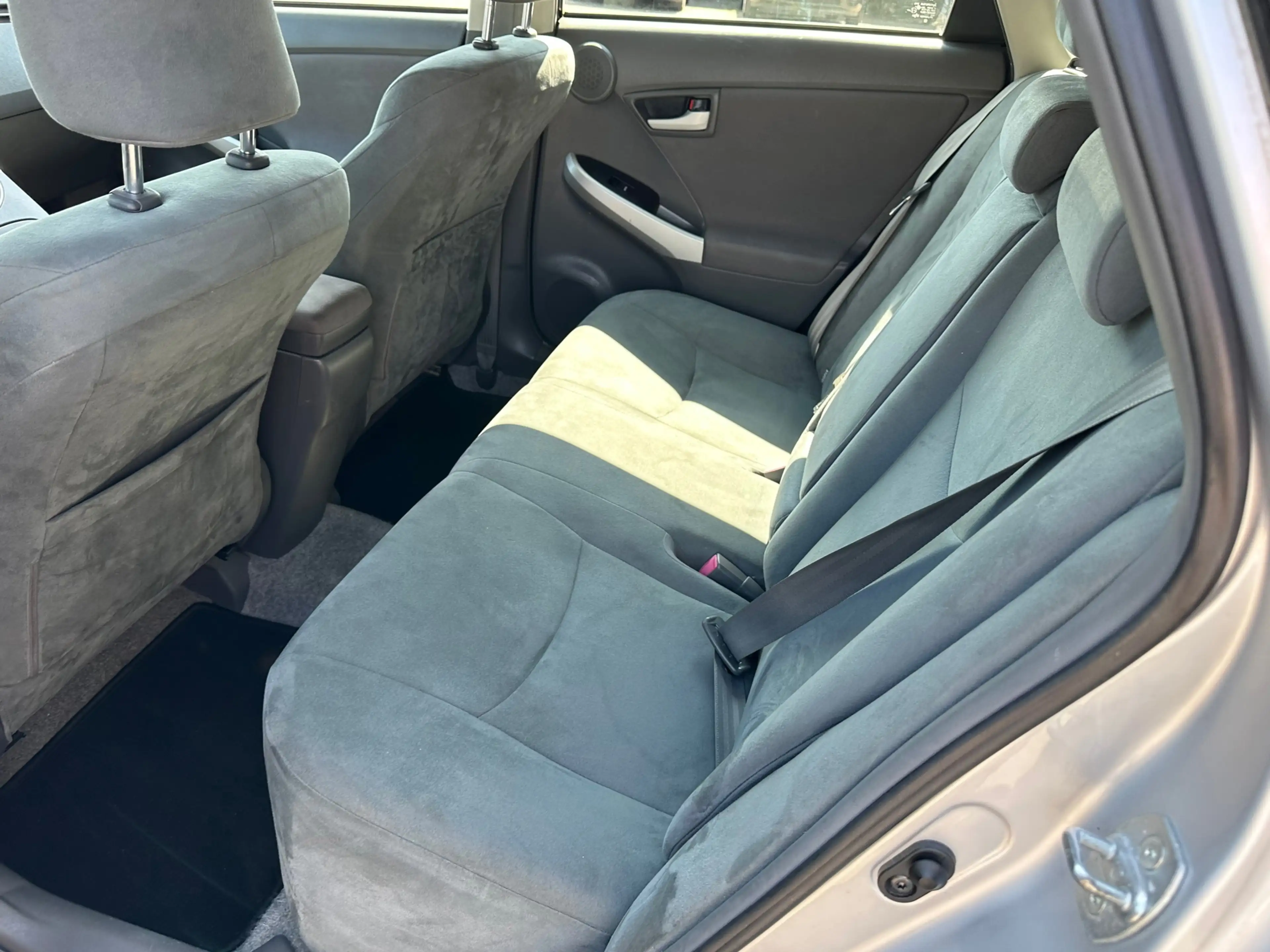 Toyota Prius 1.8 Dynamic Business — photo 11