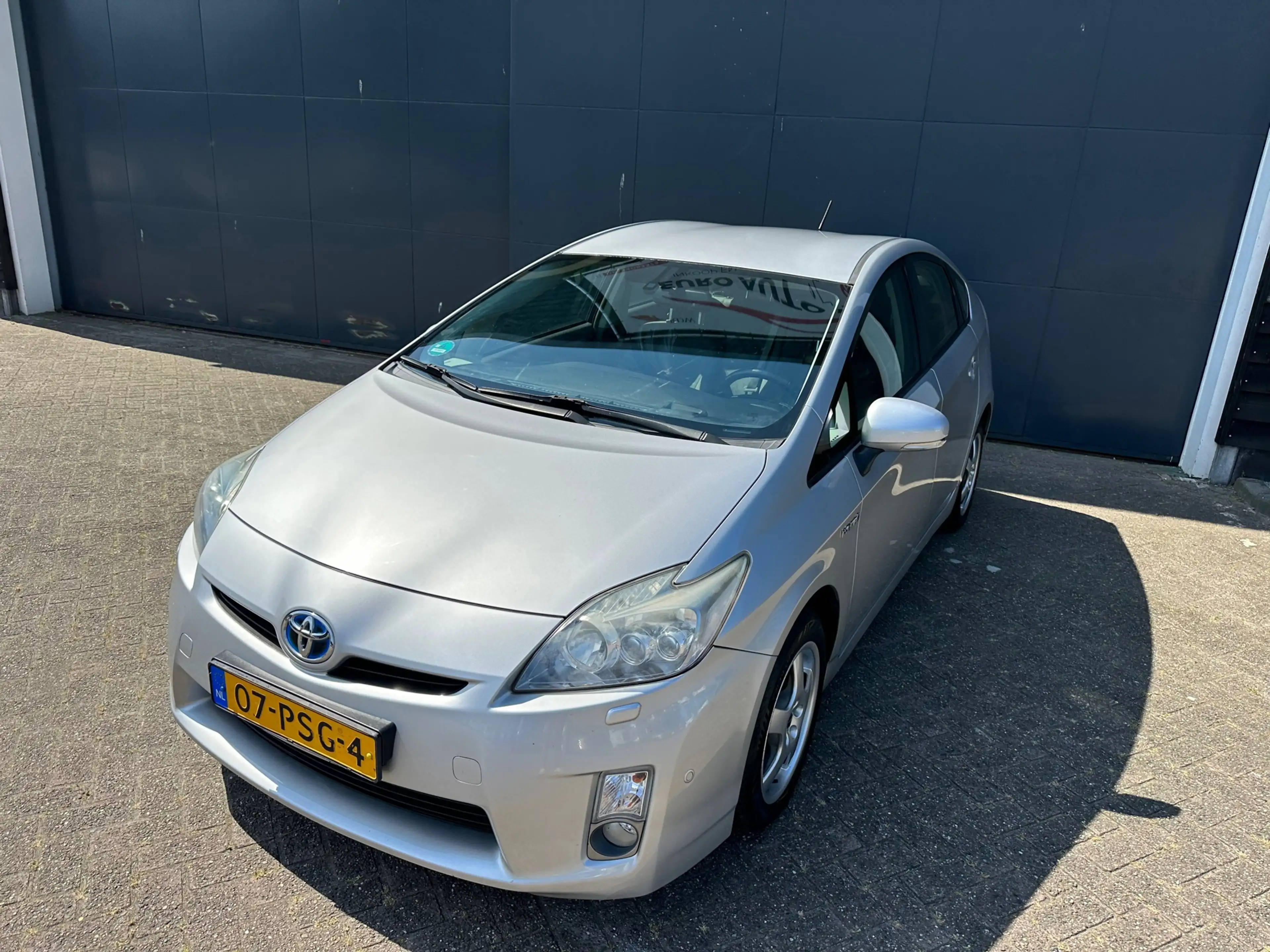 Toyota Prius 1.8 Dynamic Business — photo 5