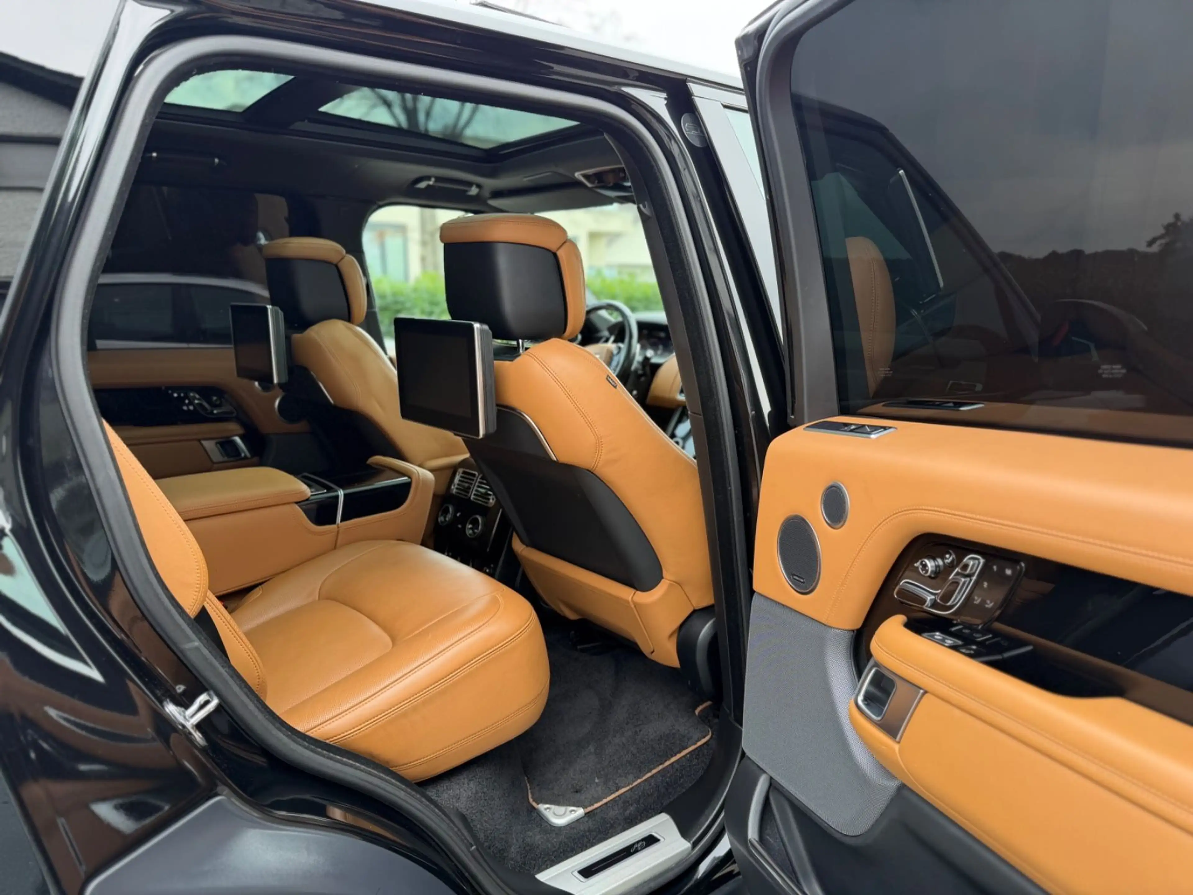 Land Rover Range Rover Fifty — photo 11