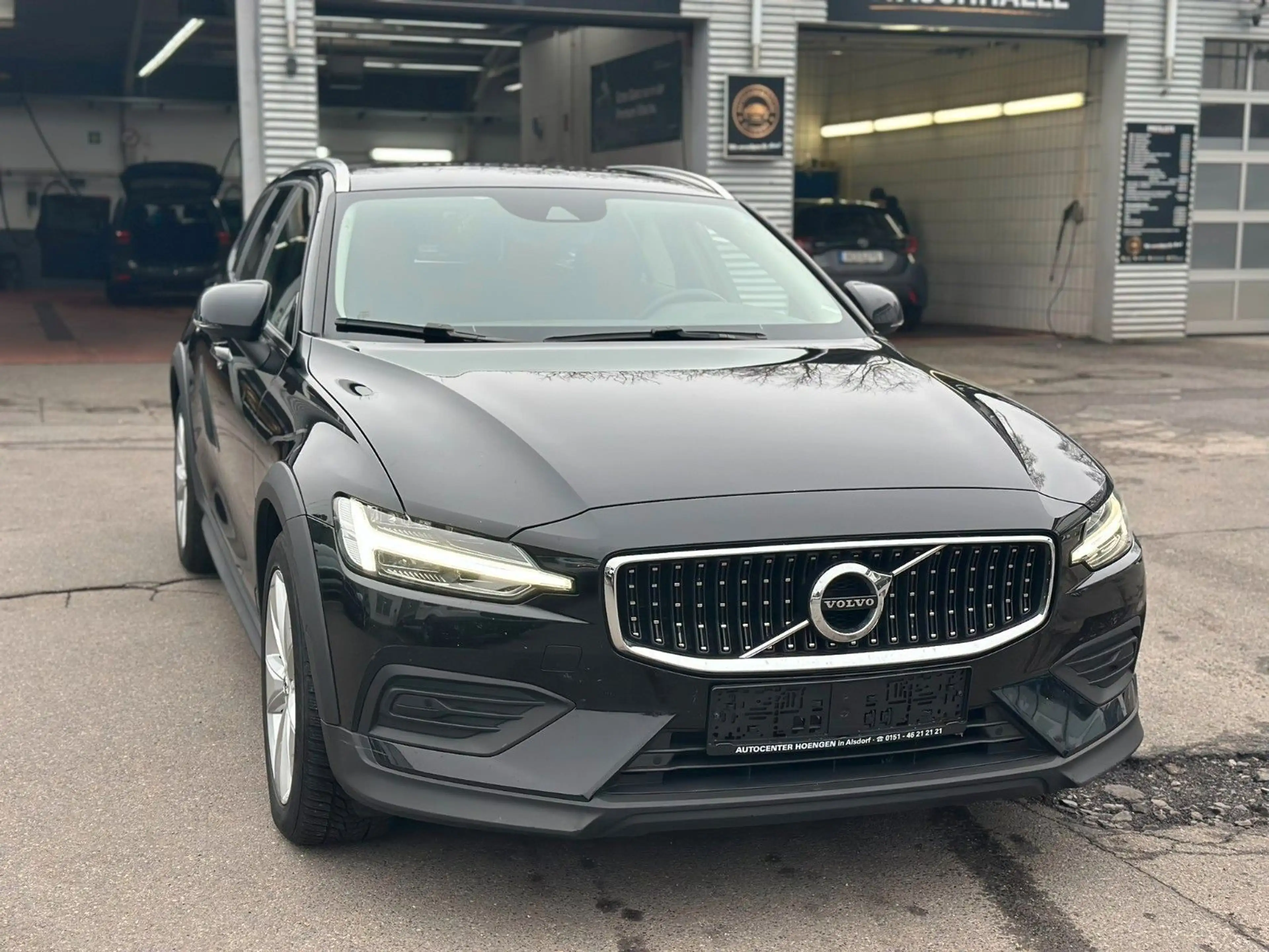 Volvo V60 Cross Country AWD CarPlay* Navi* Automatik* — photo 4