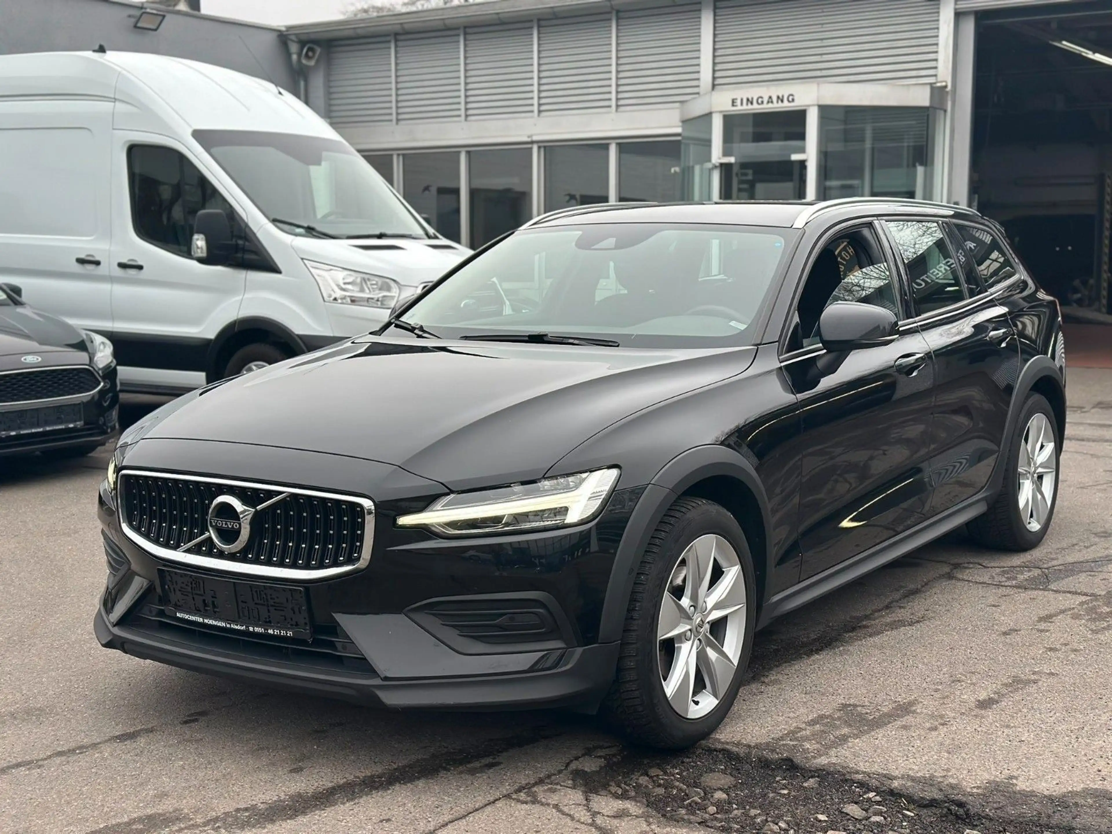 Volvo V60 Cross Country AWD CarPlay* Navi* Automatik* — photo 6