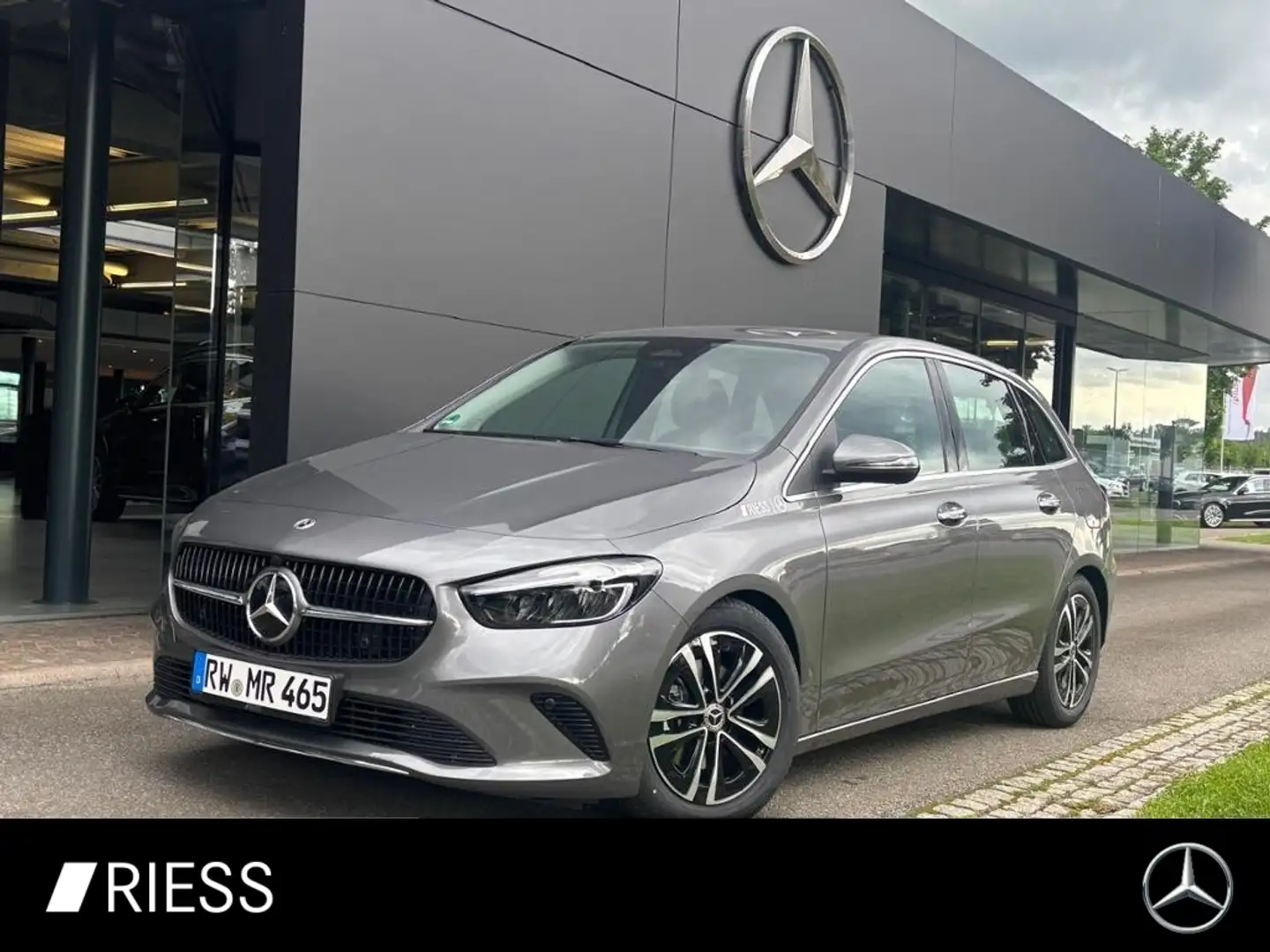 Mercedes-Benz B 180 PROGRESSIVE+AHK+KAMERA+DISTRONIC+HANDSFREE Grau - 1