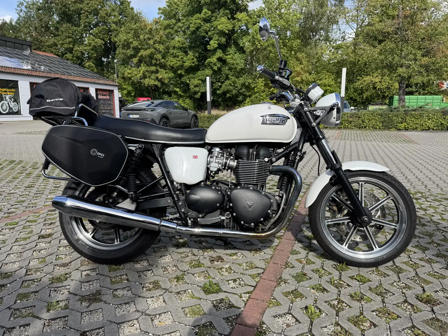 Triumph Bonneville T100 Bonneville T 100 986MF Weiß - 2