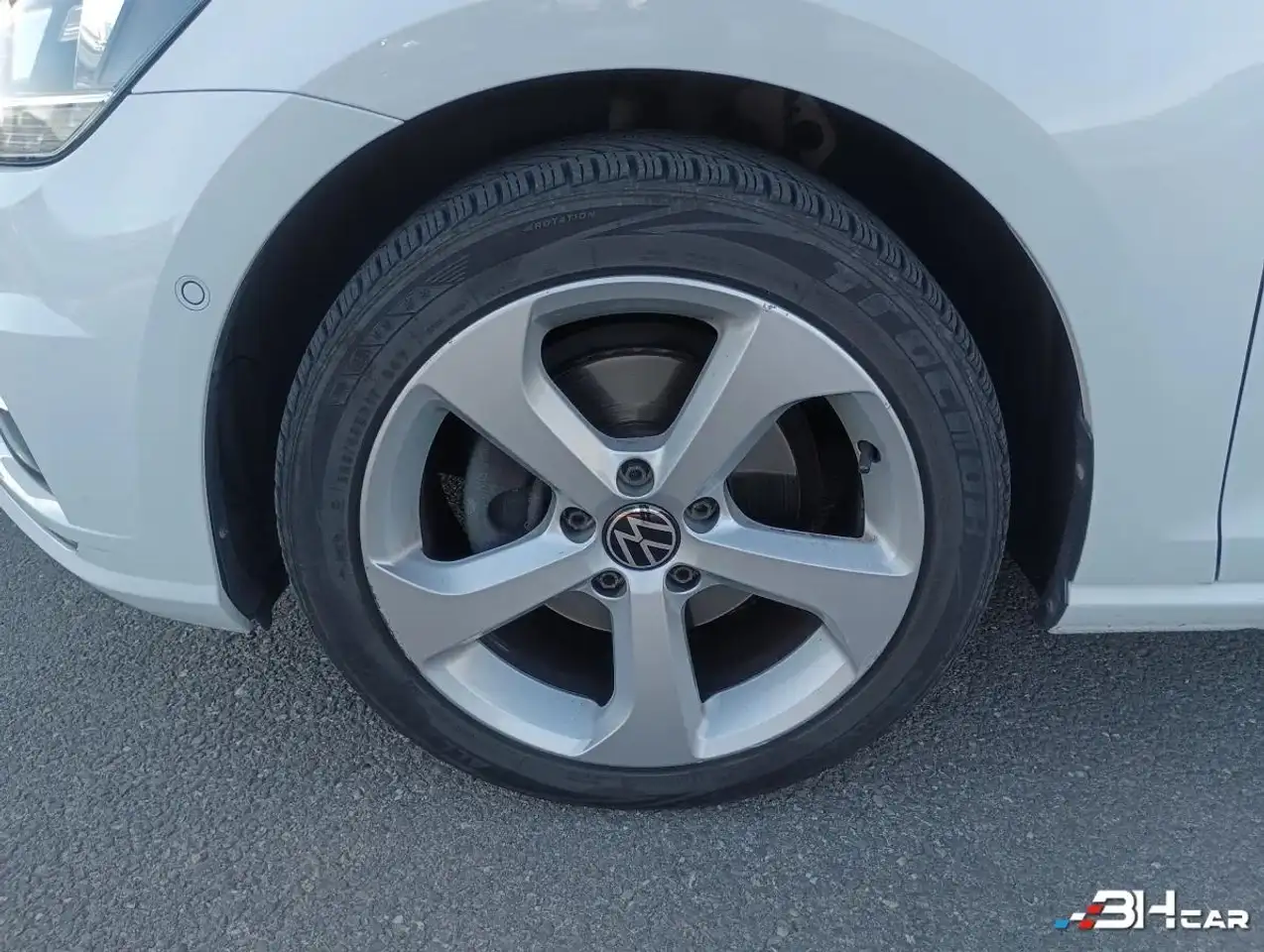 Volkswagen Golf Standard Model — photo 10
