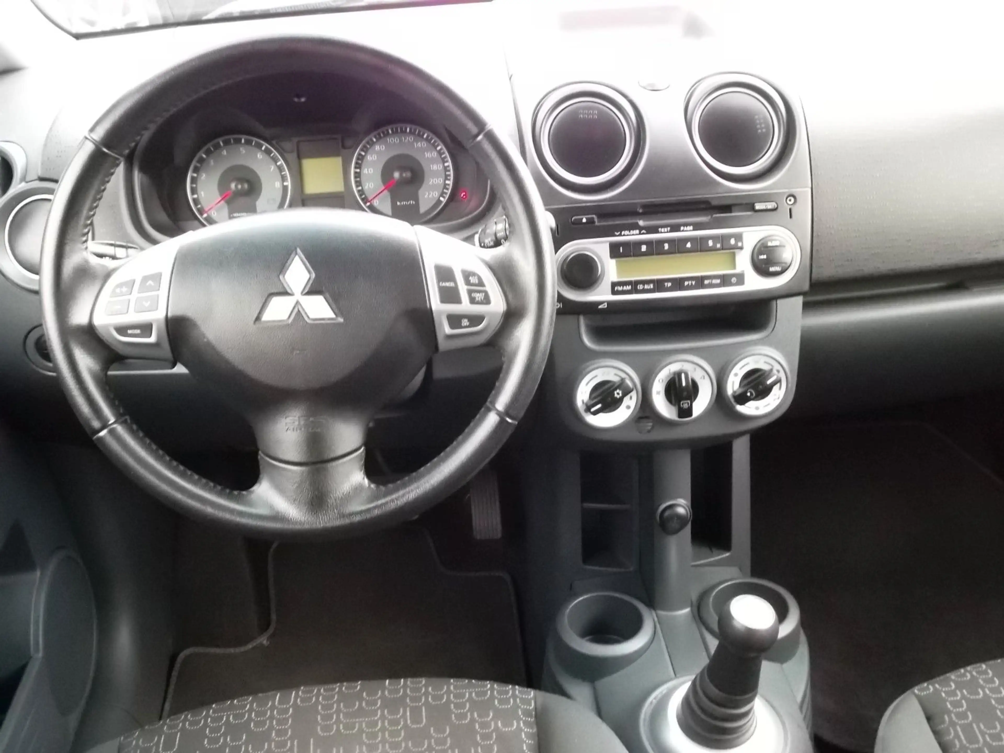 Mitsubishi Colt Lim. 5-trg. ClearTec 35Jahre Plus,Automatik — photo 14