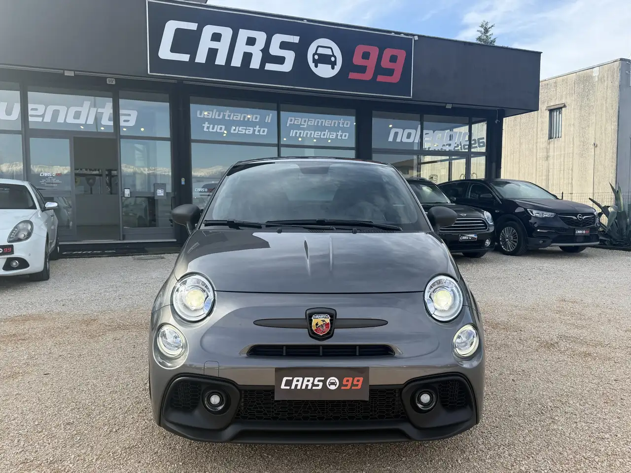 Abarth 695 2023