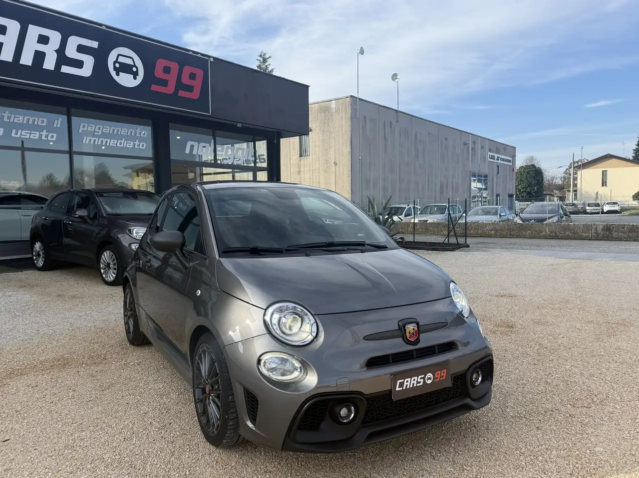 Abarth 695 2023