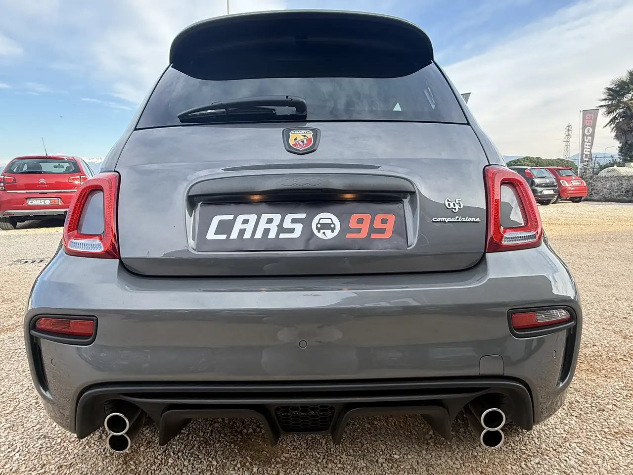 Abarth 695 2023 — фото 11