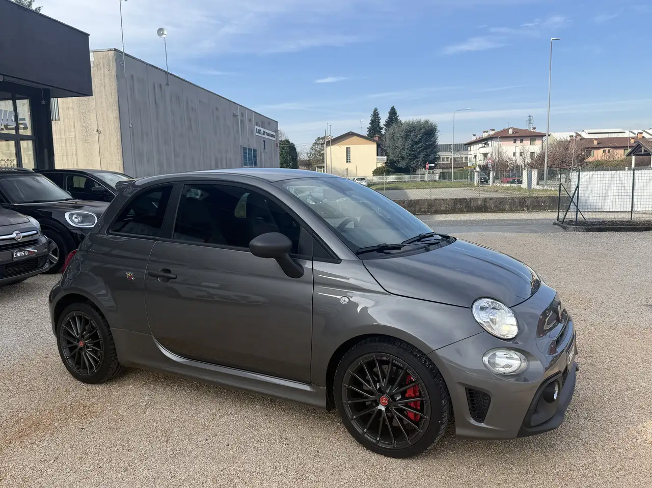 Abarth 695 2023