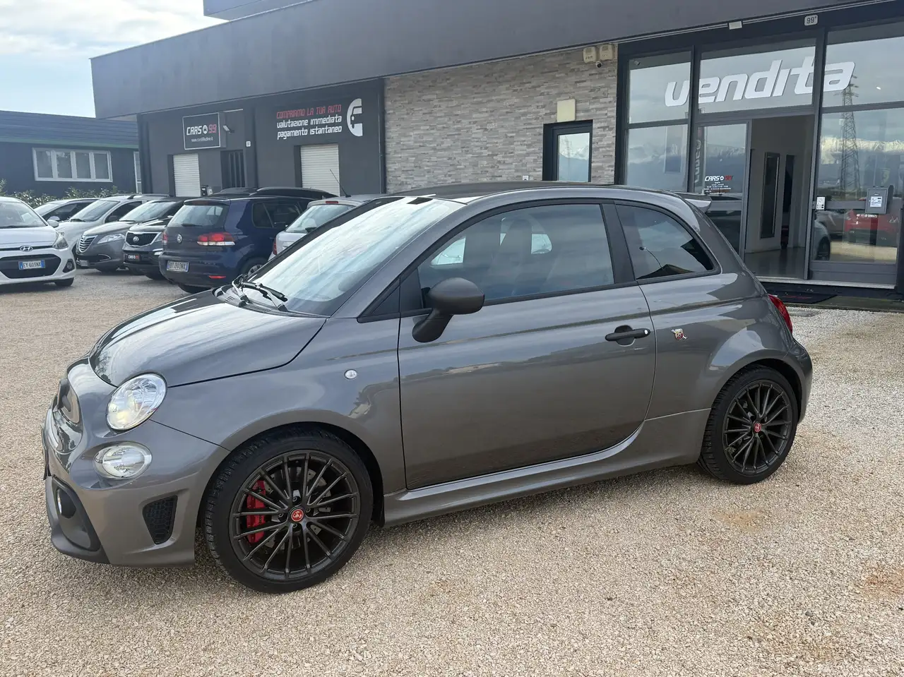 Abarth 695 2023