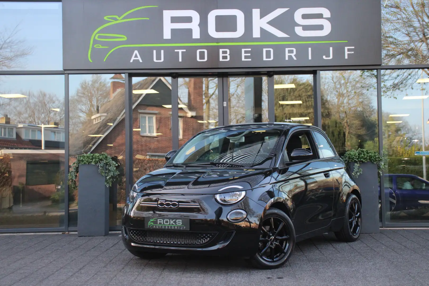 Fiat 500e 24 kWh Black Negro - 1