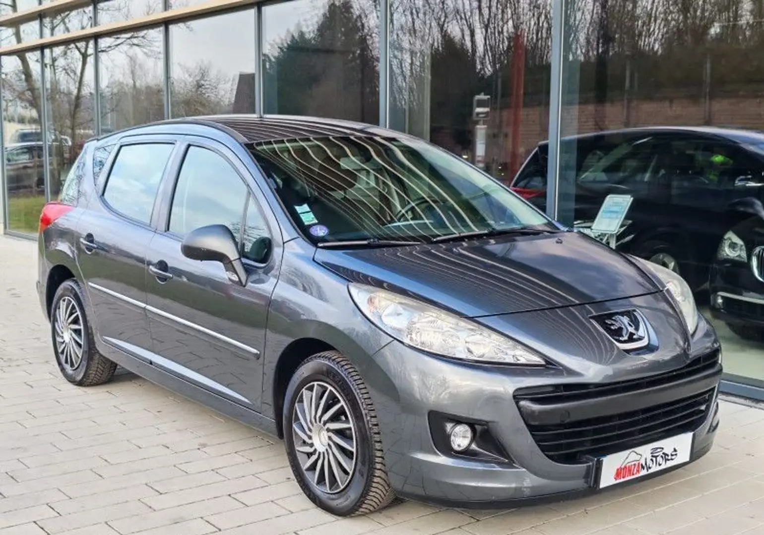 Peugeot 207 1.4 ACCESS Gris - 2