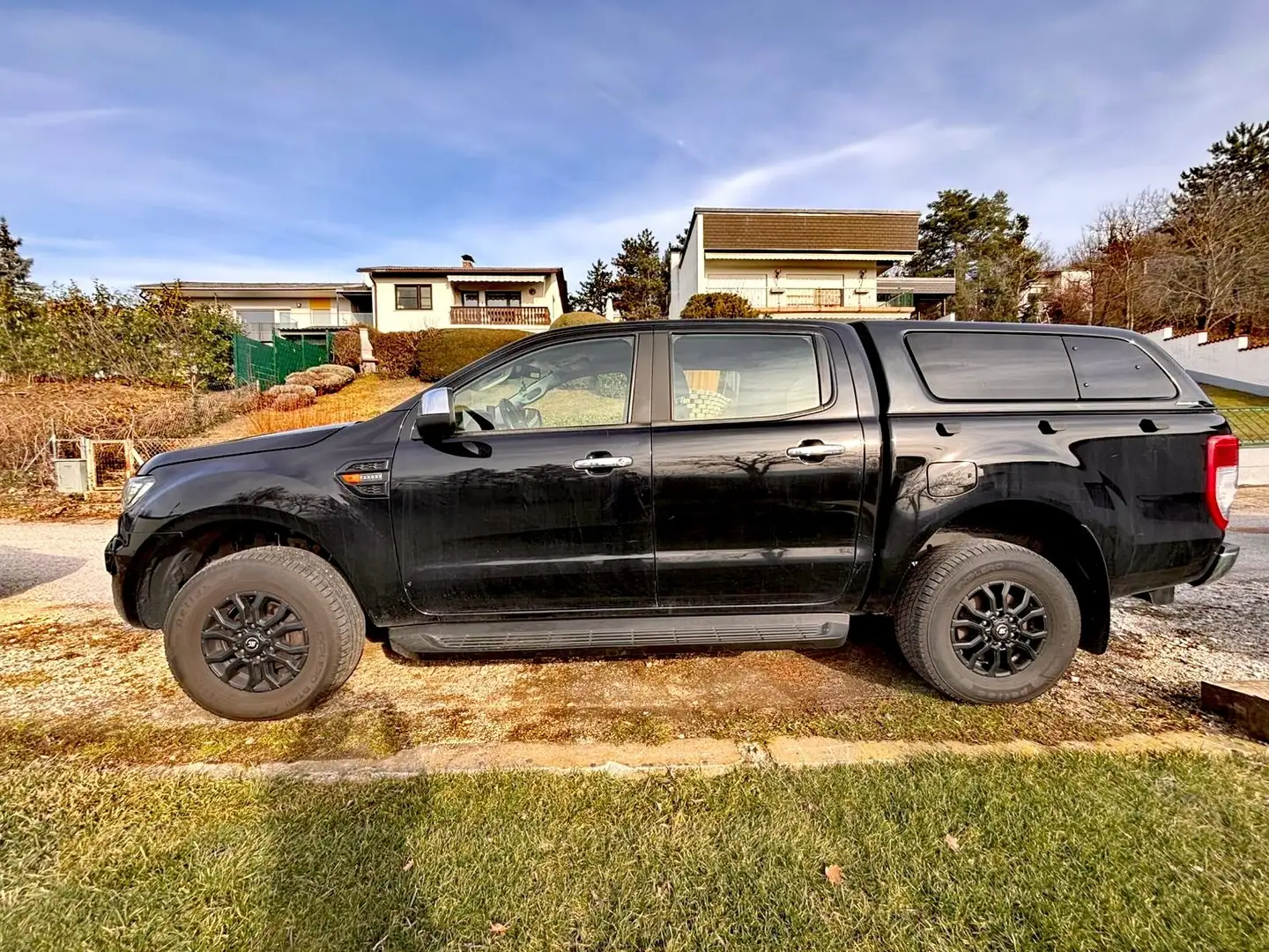 Ford Ranger Doppelkabine XLT 4x4 2,0 Allrad, neuer Zahnriemen - 2