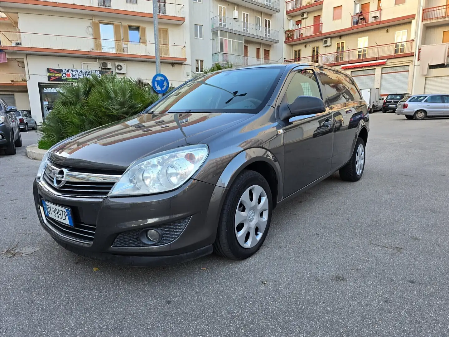 Opel Astra 1.3 CDTI SW 3p. Van Grigio - 2