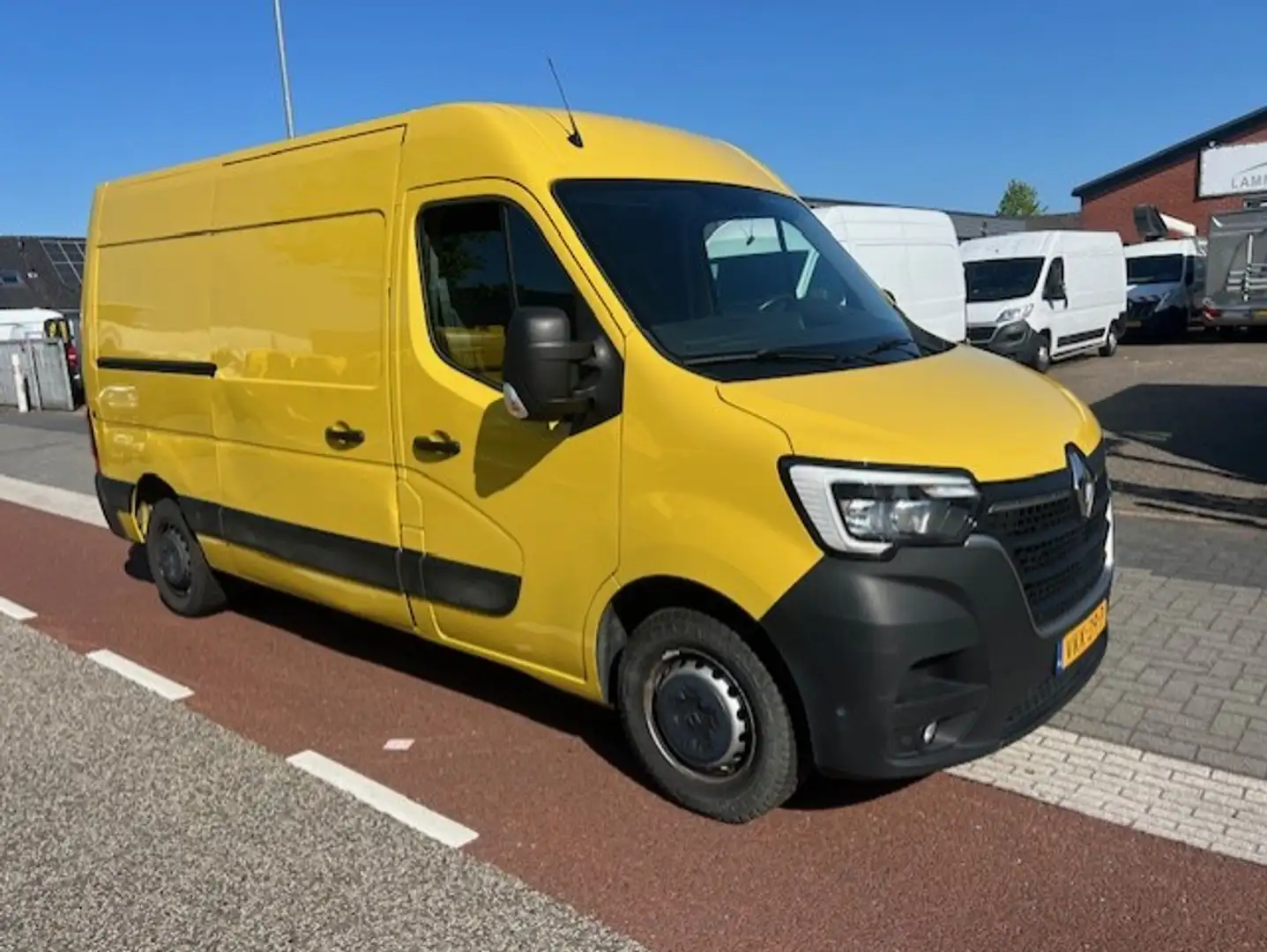 Renault Master T35 2.3 dCi 100KW L2H2 AIRCO KLIMA NAVI EURO6 Jaune - 1