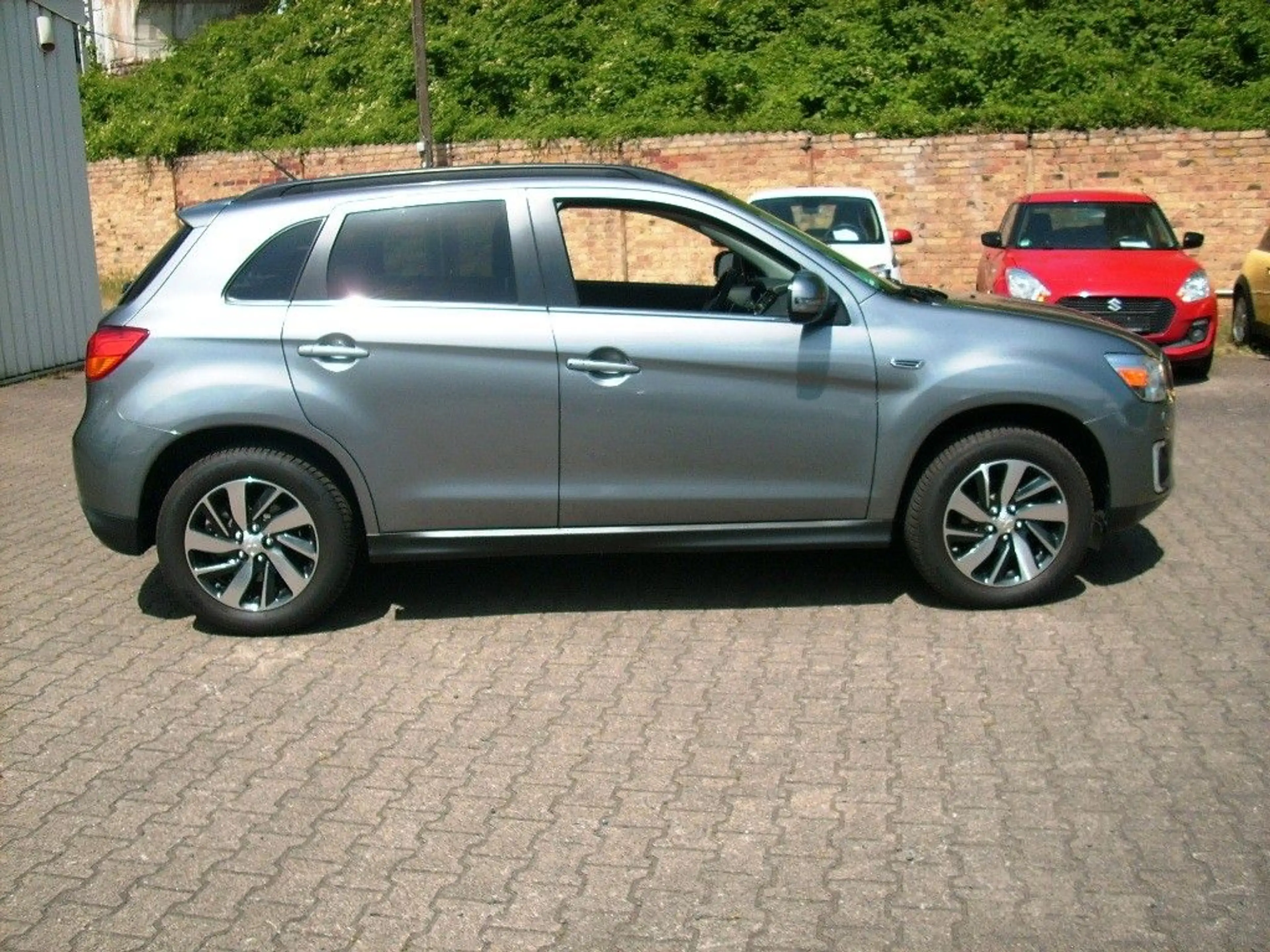 Mitsubishi ASX 2.2 DI-D 4WD Top, Automatik, AC, Leder, Navi — photo 7