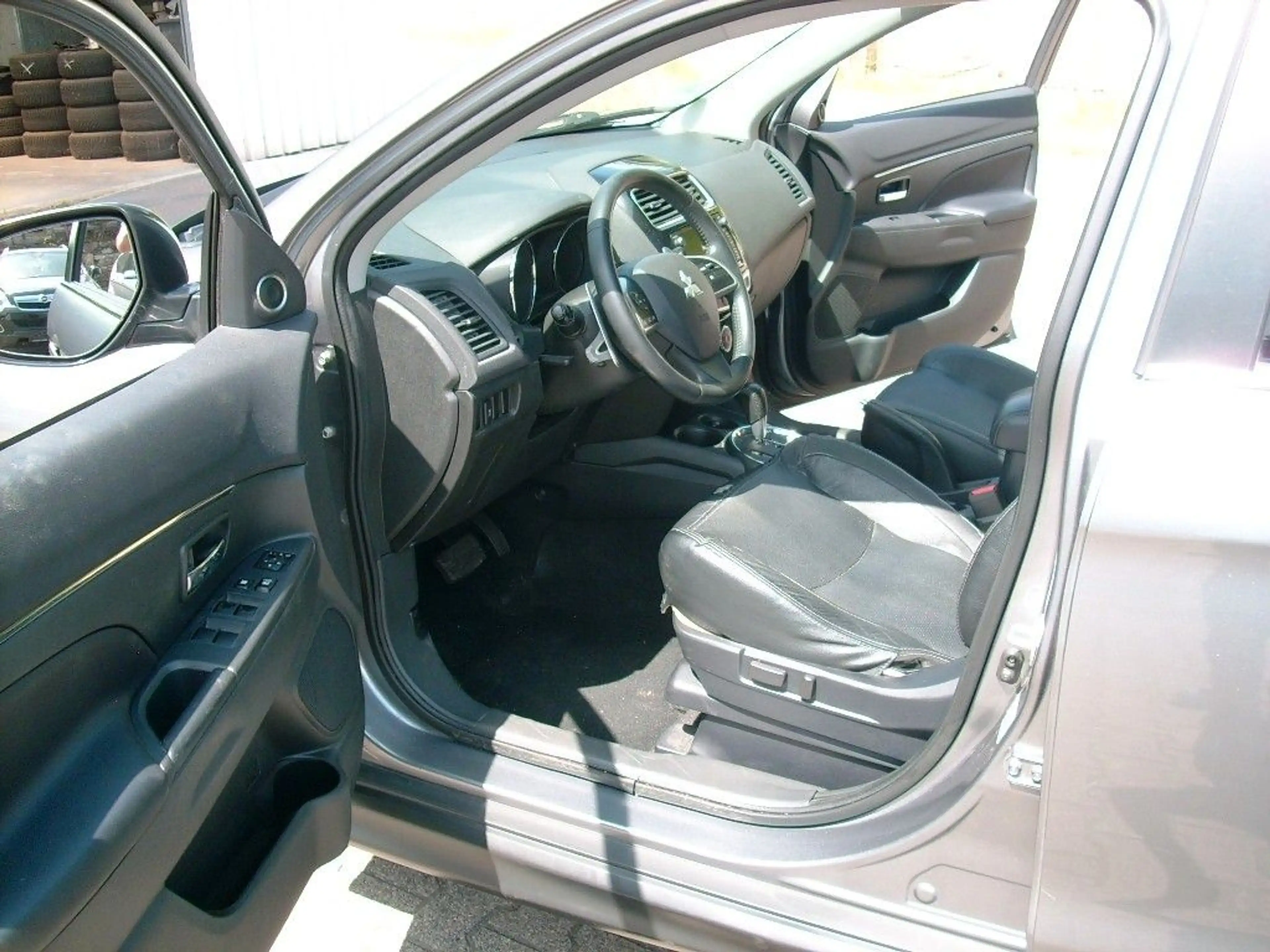 Mitsubishi ASX 2.2 DI-D 4WD Top, Automatik, AC, Leder, Navi — photo 9