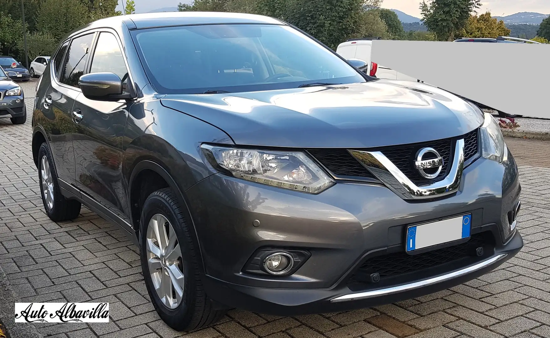 Nissan X-Trail X-Trail III 1.6 dci Acenta Premium 2wd E6 Gris - 2