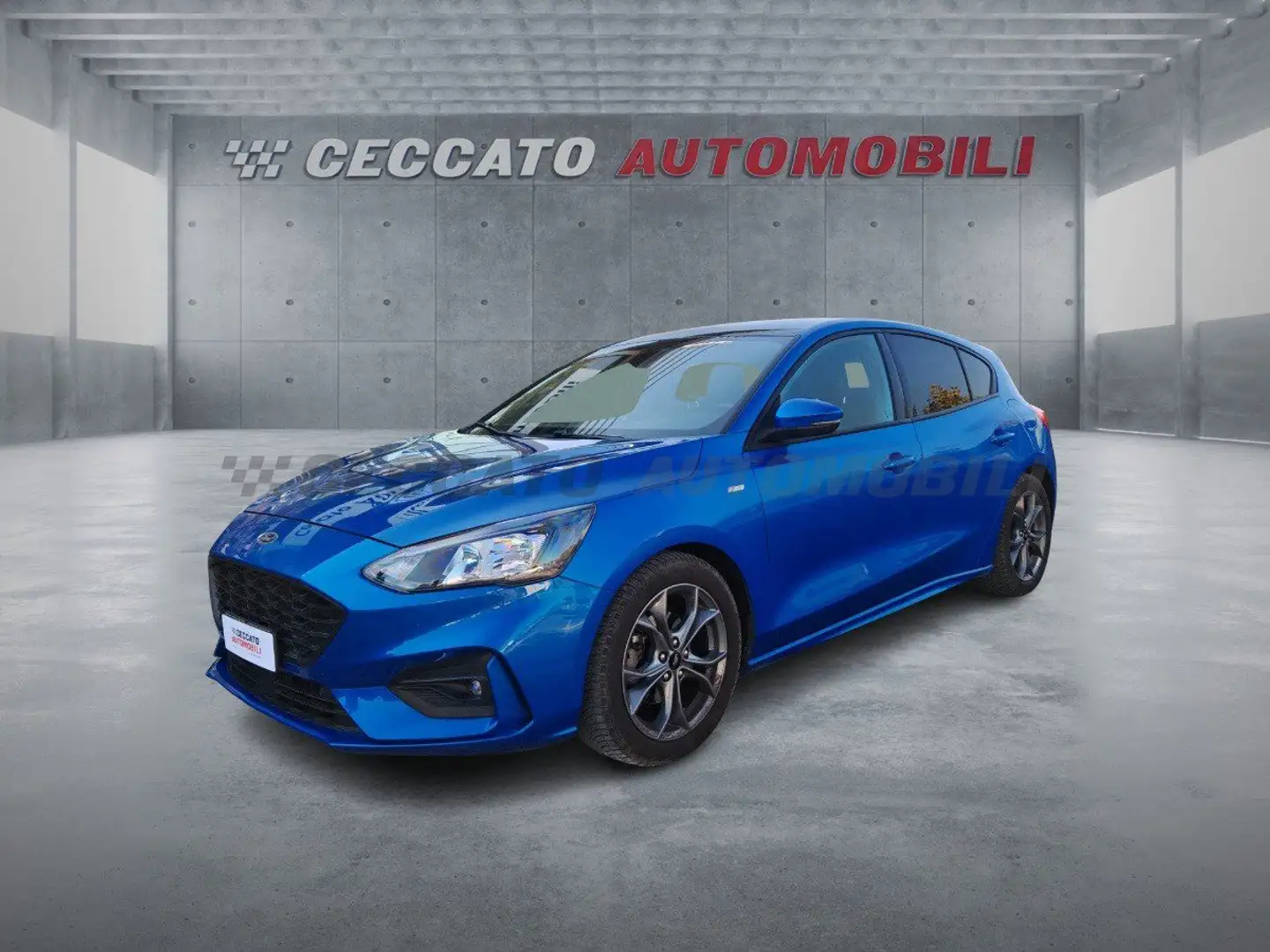 Ford Focus V 1.0 ecoboost ST-Line s&s 125cv Blau - 1