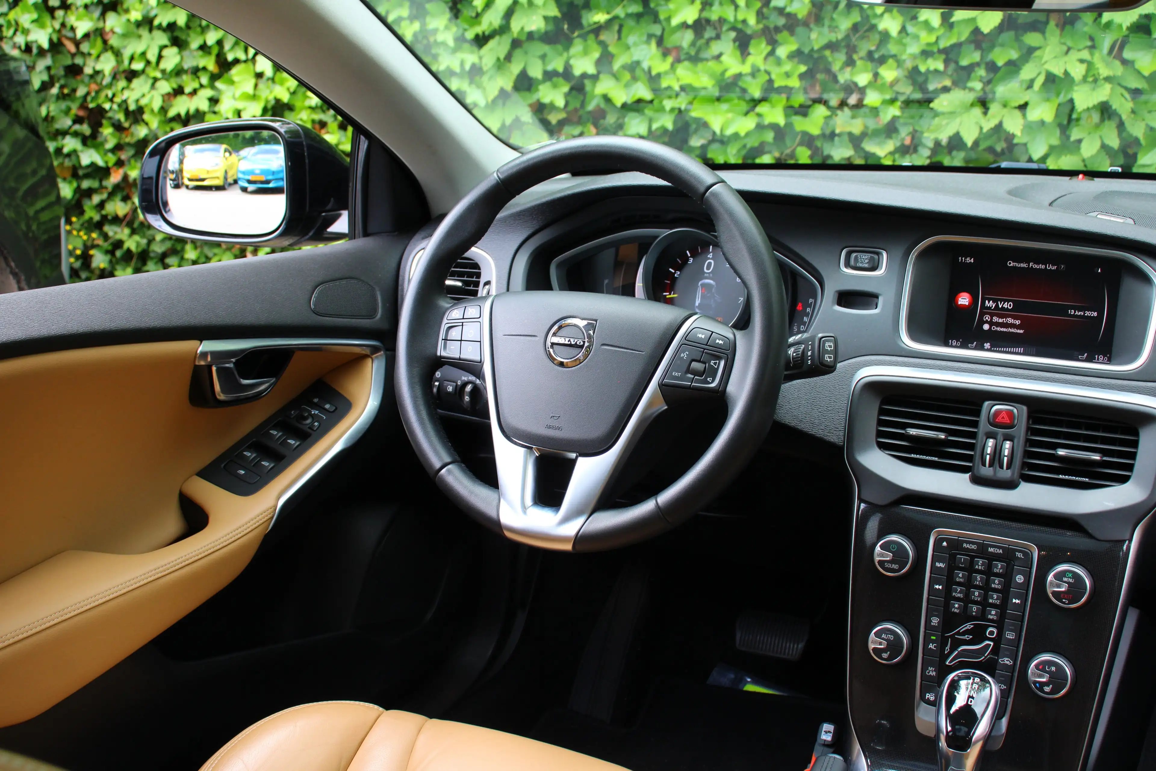 Volvo V40 Cross Country 1.5 T3 Polar+ Luxury | NL-AUTO! | DEALER OH! | LED — photo 9