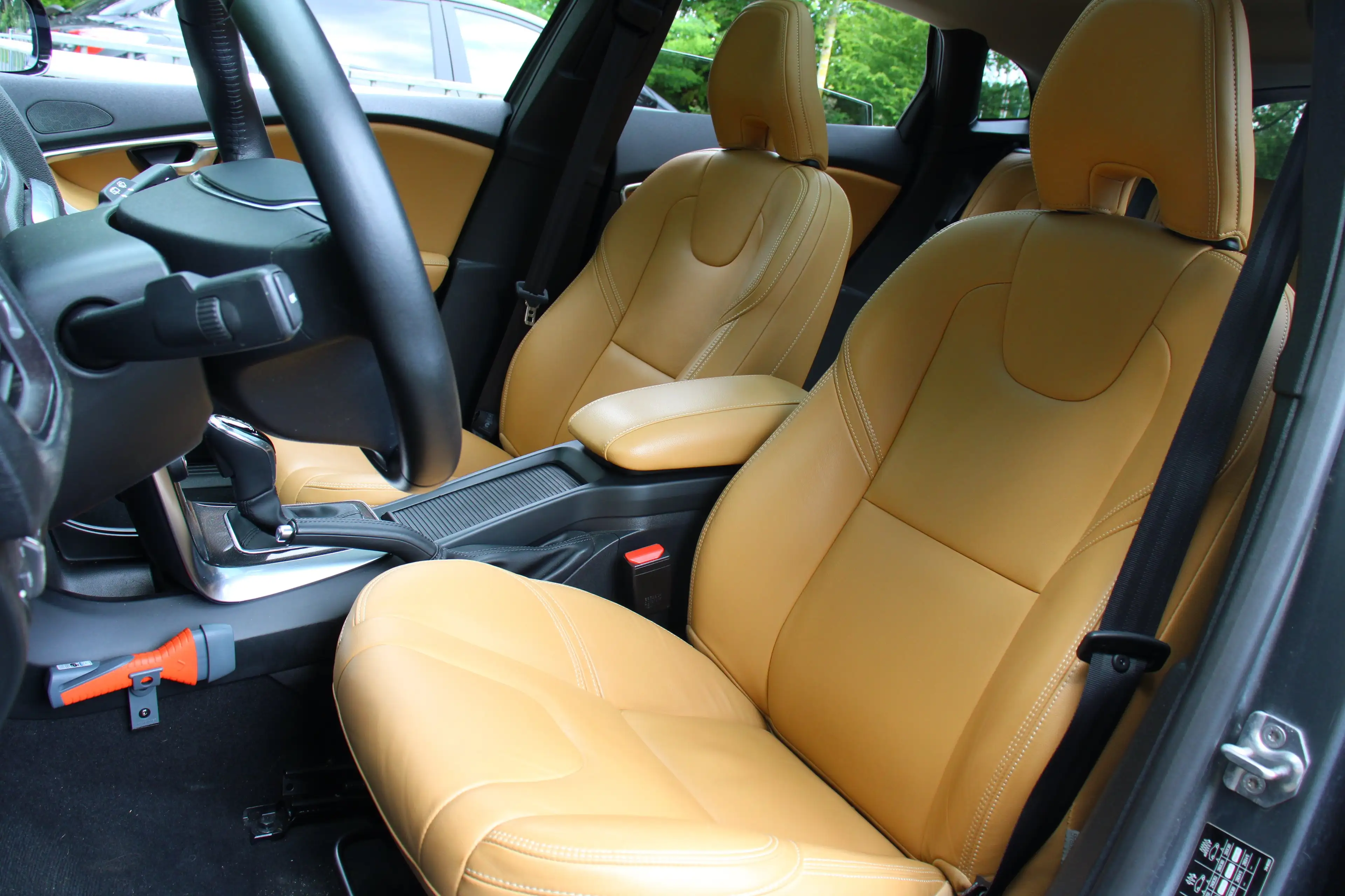 Volvo V40 Cross Country 1.5 T3 Polar+ Luxury | NL-AUTO! | DEALER OH! | LED — photo 7