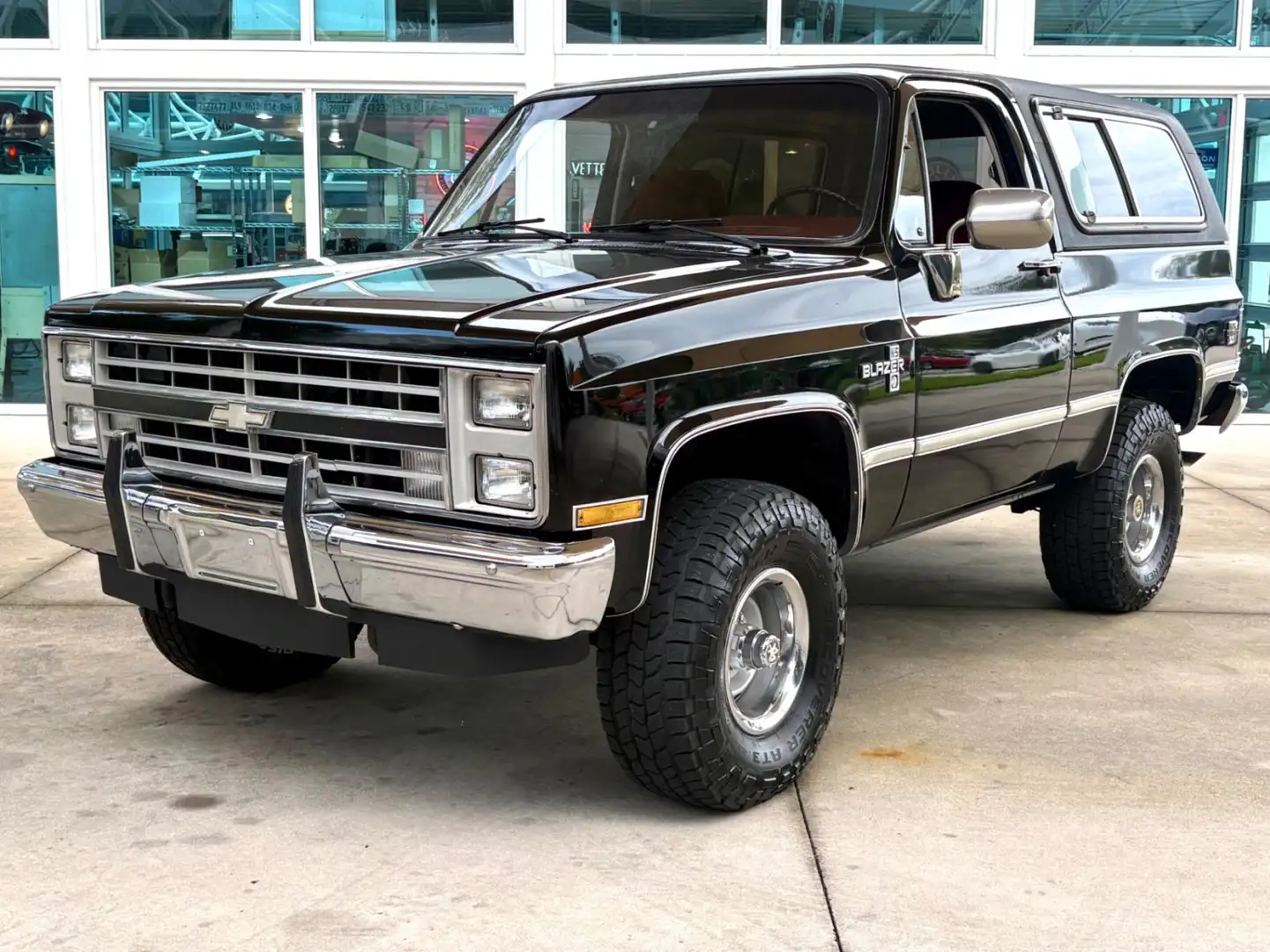 Chevrolet Blazer Silverado - 1
