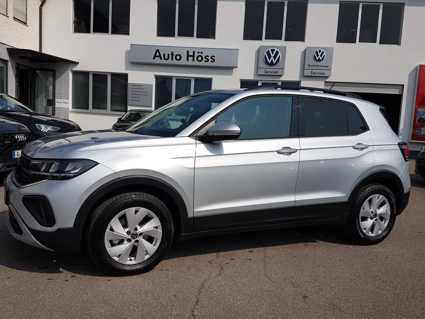 Volkswagen T-Cross 1.0 TSI 85 kW Life*LED*PDC*SHZ*APP CONNECT*ACC* Silber - 1
