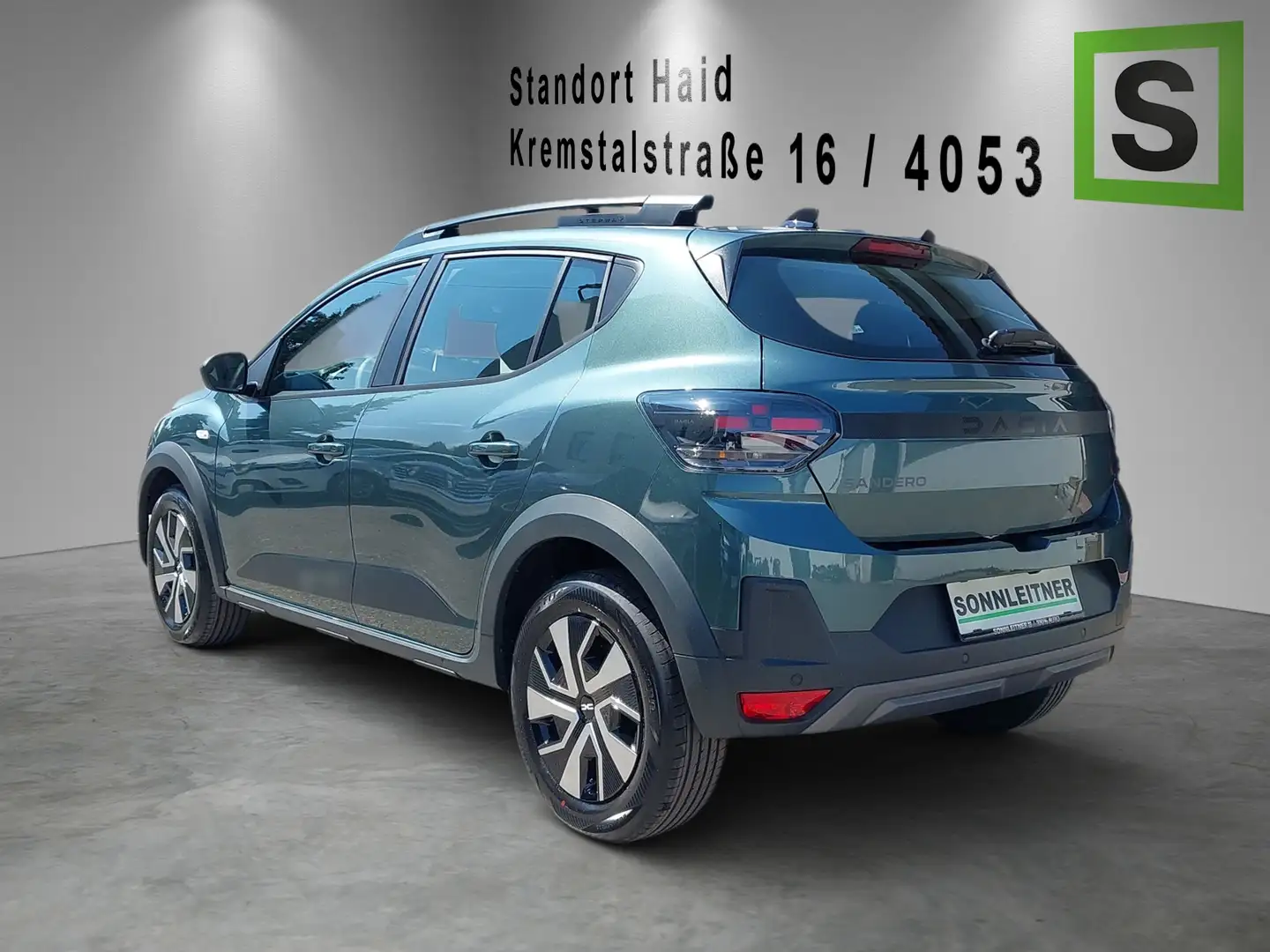 Dacia Sandero SANDERO PH2 Stepway Expression TCe 110 Grün - 2