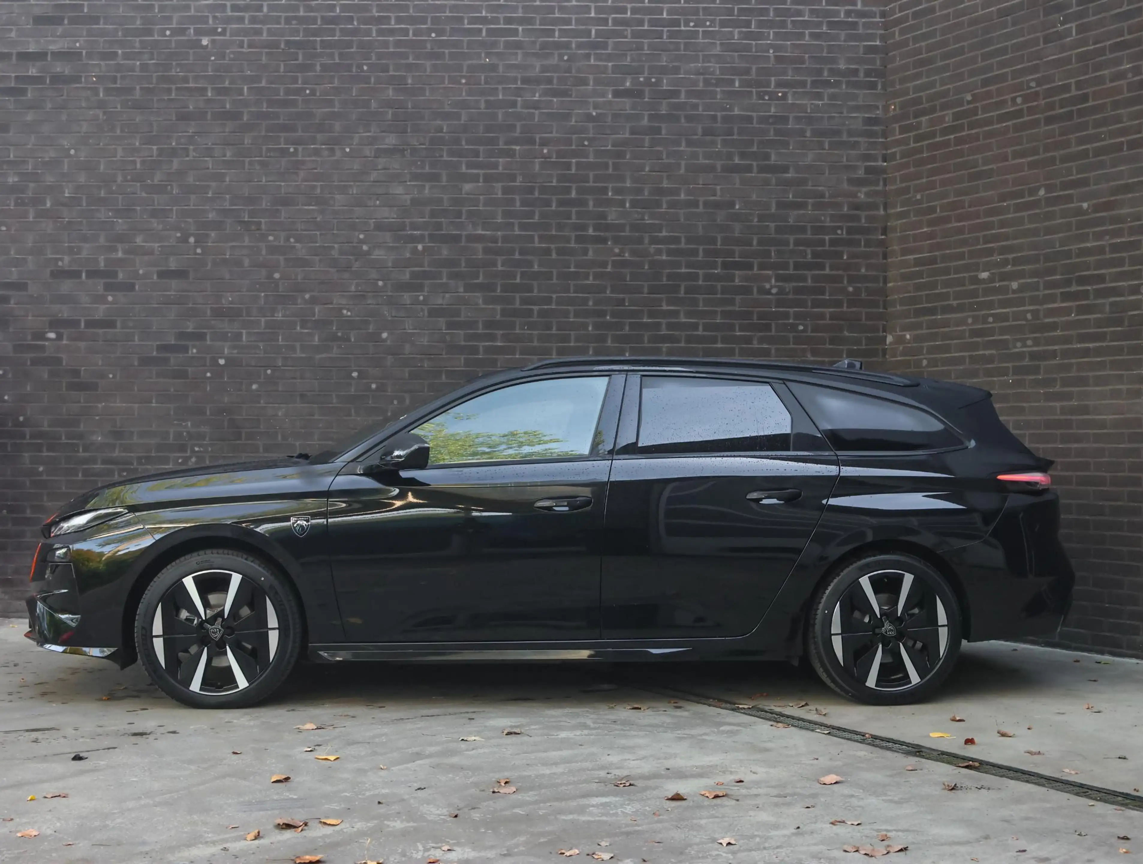 Peugeot 308 e-308 SW GT 58 kWh 156pk | ACCU 98% | Tot 8 jaar g — photo 2