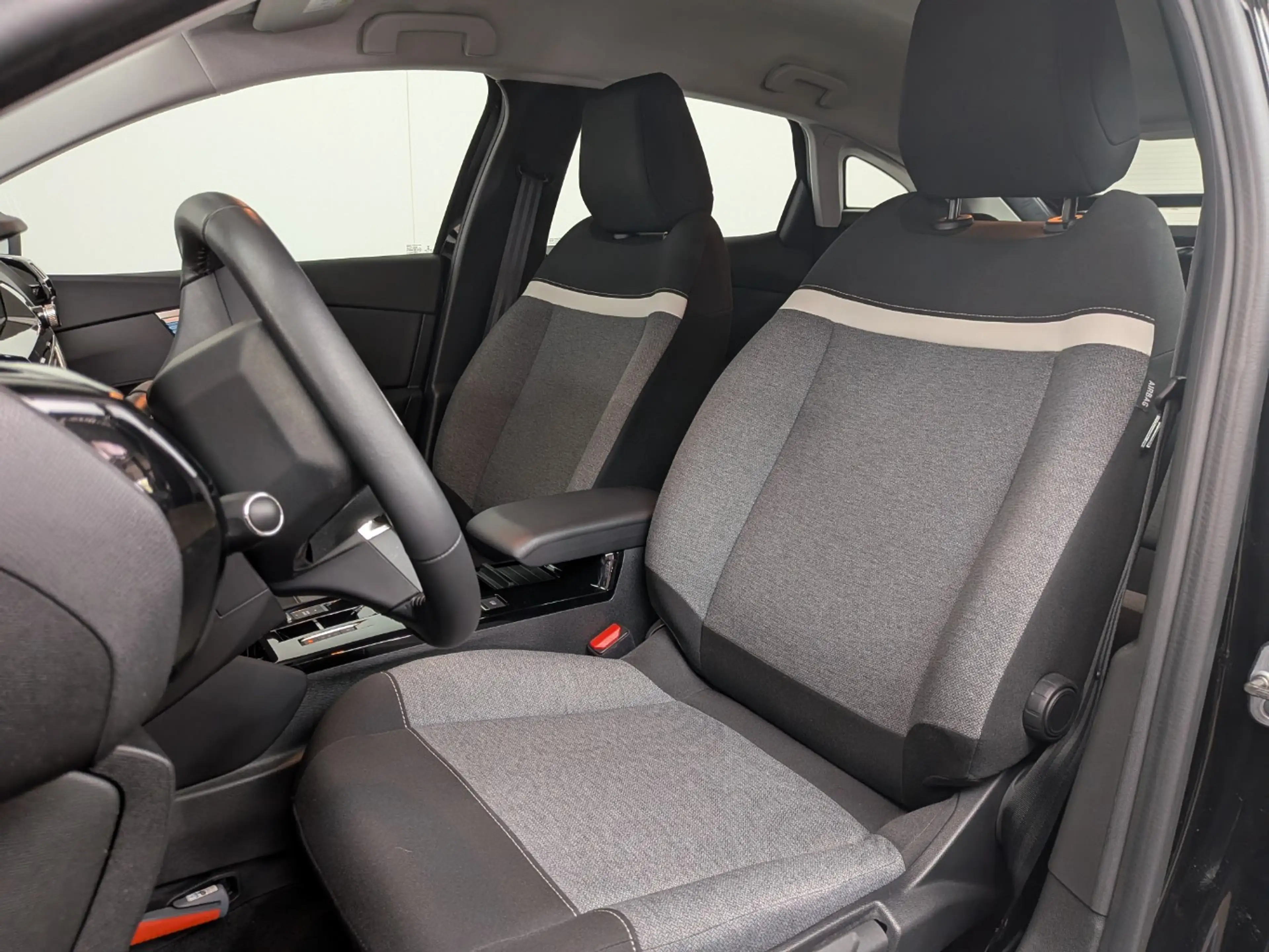 Citroen E-C4 Electric Feel 50 kWh | Apple Carplay/Android Auto | Cruise — photo 3