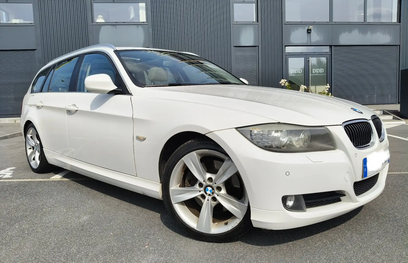 BMW 325 Touring 325d 204 ch Edition Luxe - 1