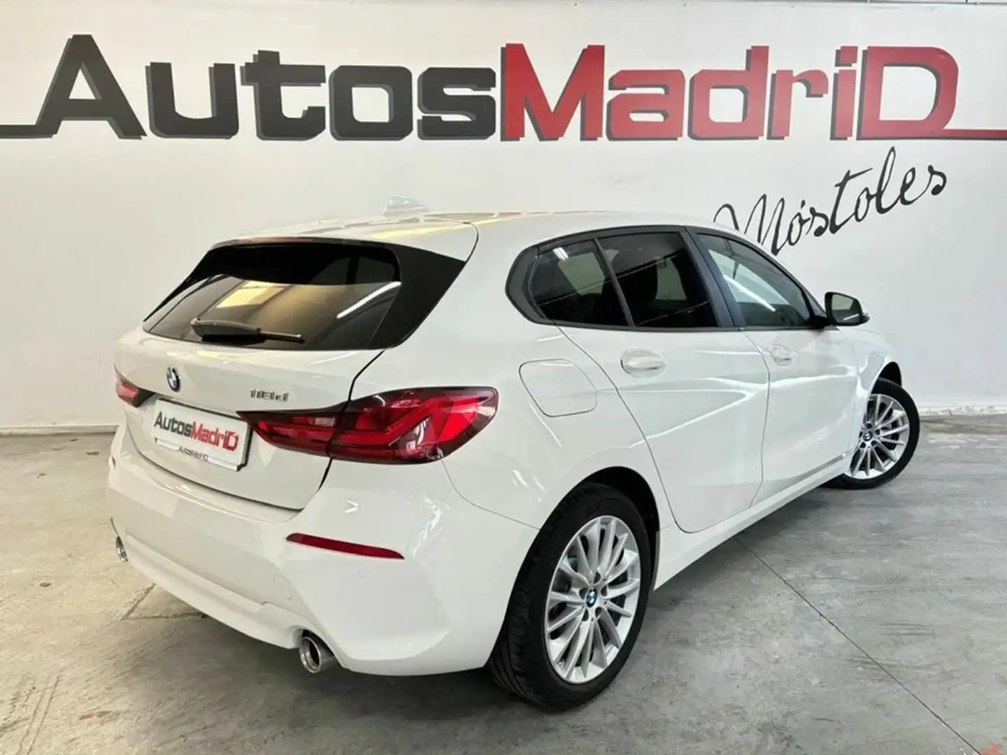 BMW 118 118d Amarillo - 2