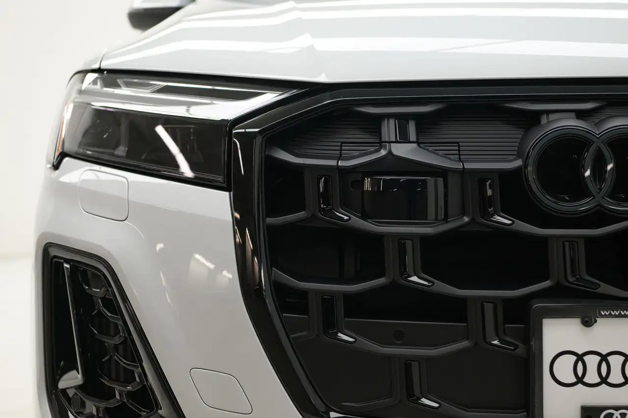Audi Q7 снимка Audi Q7