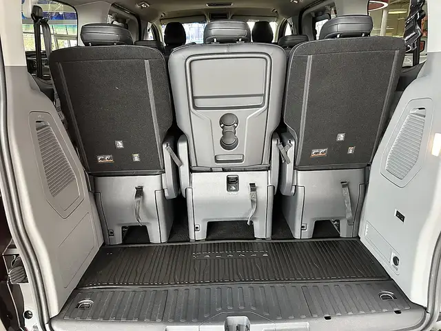 Ford Tourneo Custom Bus Elektro 160kW 340 L1H1 RWD Titanium X Ansicht 14