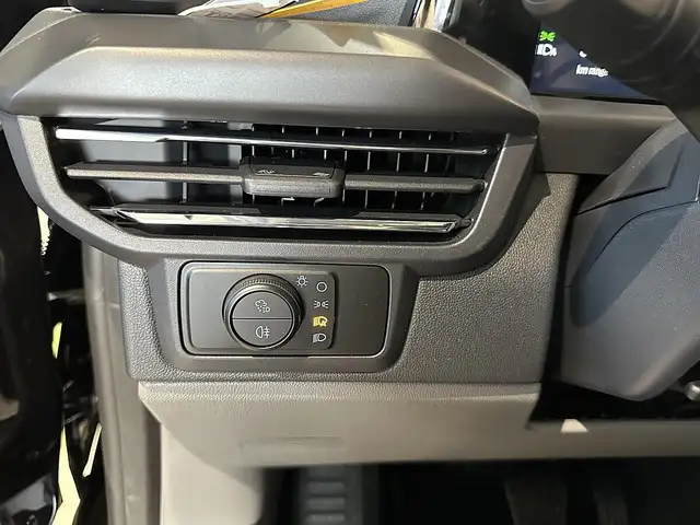 Ford Tourneo Custom Bus Elektro 160kW 340 L1H1 RWD Titanium X Ansicht 11