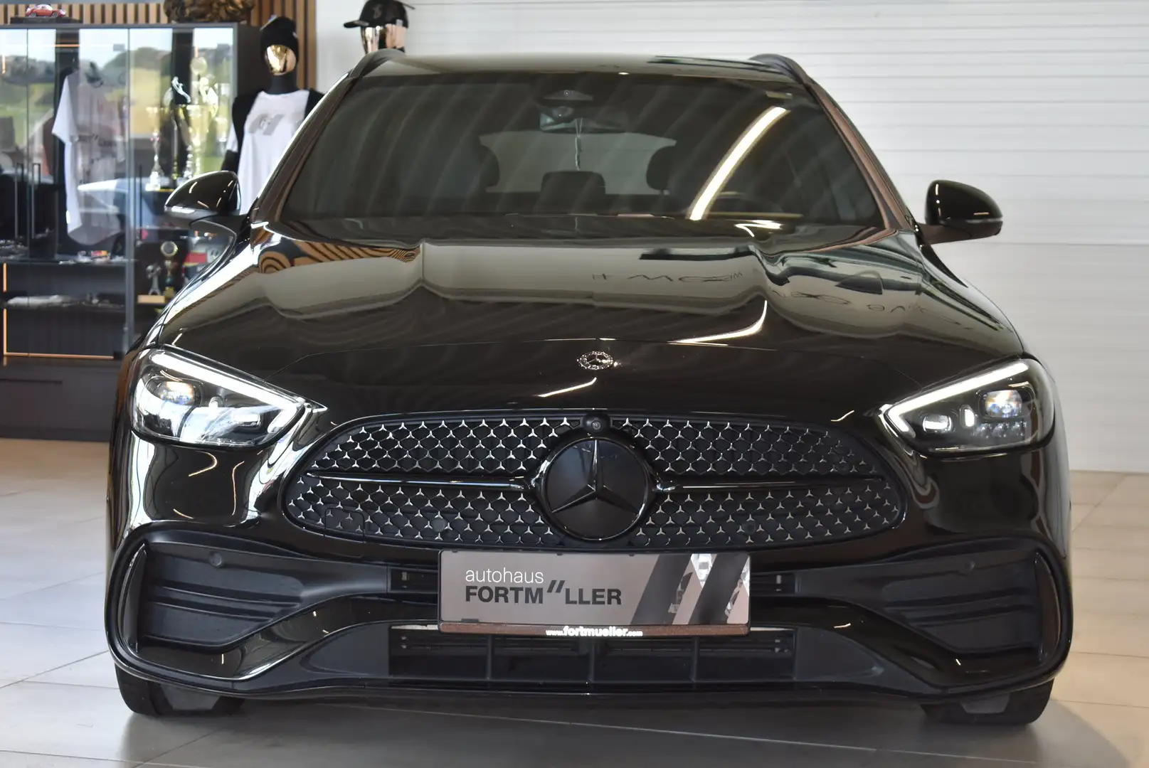 Mercedes-Benz C 300 C 300 T e //AMG Sport //Night Schwarz - 2