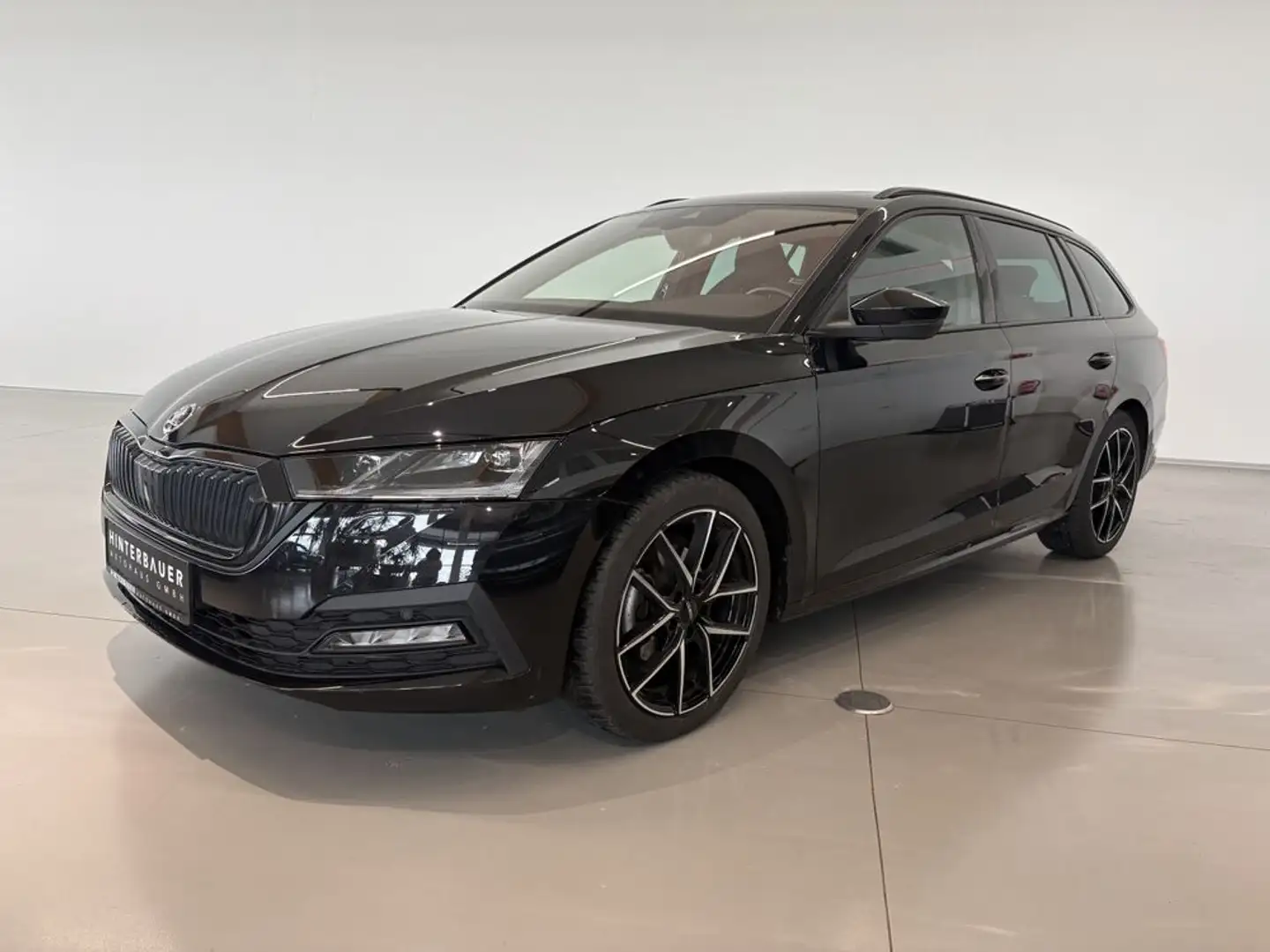 Skoda Octavia Style*SPORTPAKET*AHK*PANO*MATRIX LED* Schwarz - 1