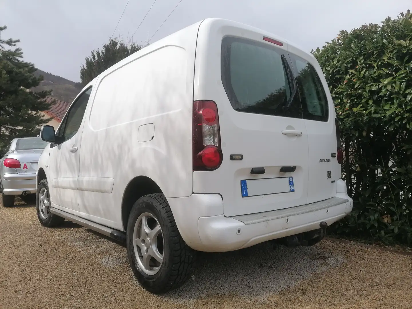 Citroen Berlingo BERLINGO 1.6 Hdi 100 4x4 Dangel Blanco - 2