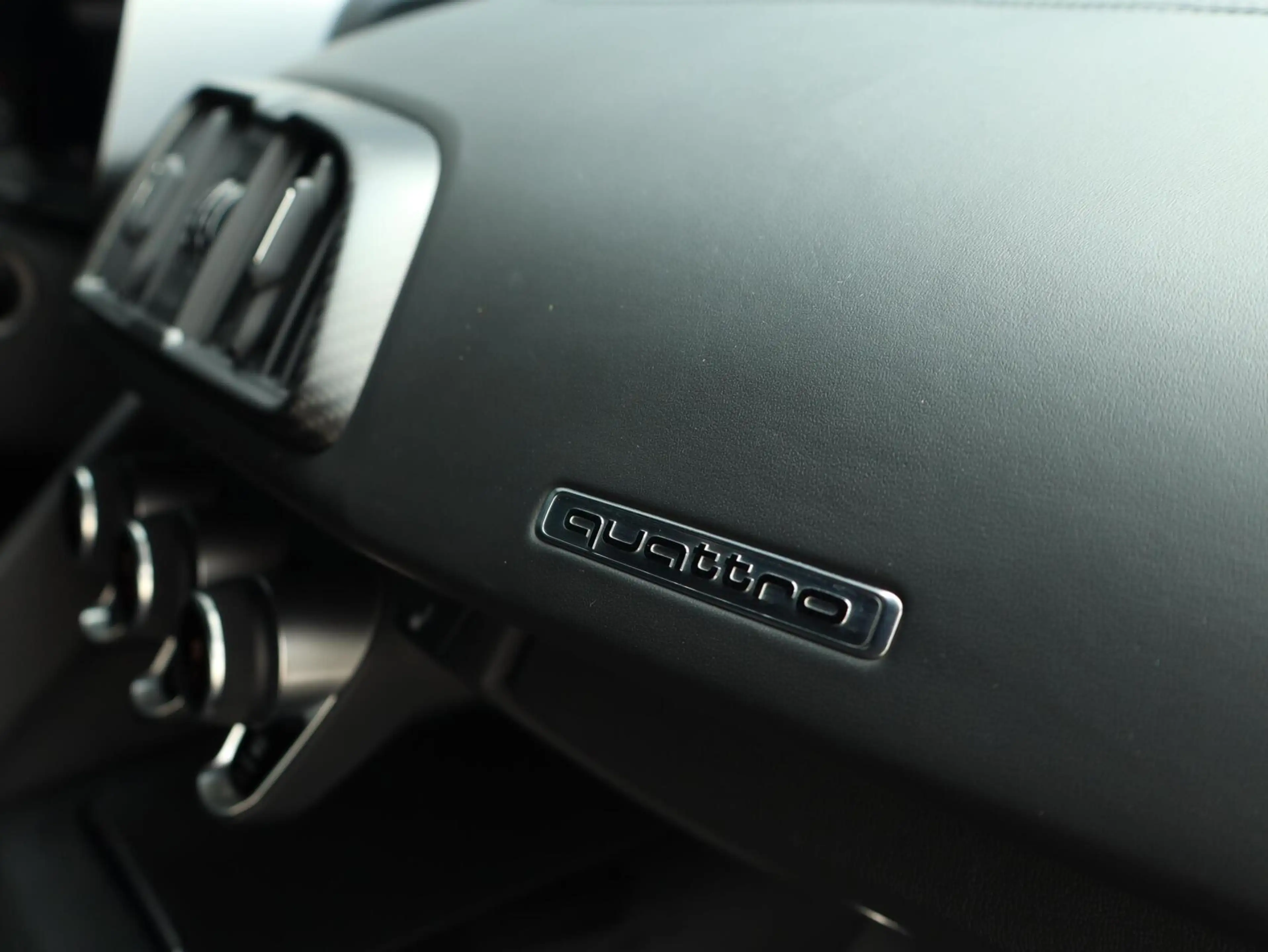 Audi R8 5.2 FSI Quattro V10 Plus 610PK|Carbon|Camera|Sport — photo 32
