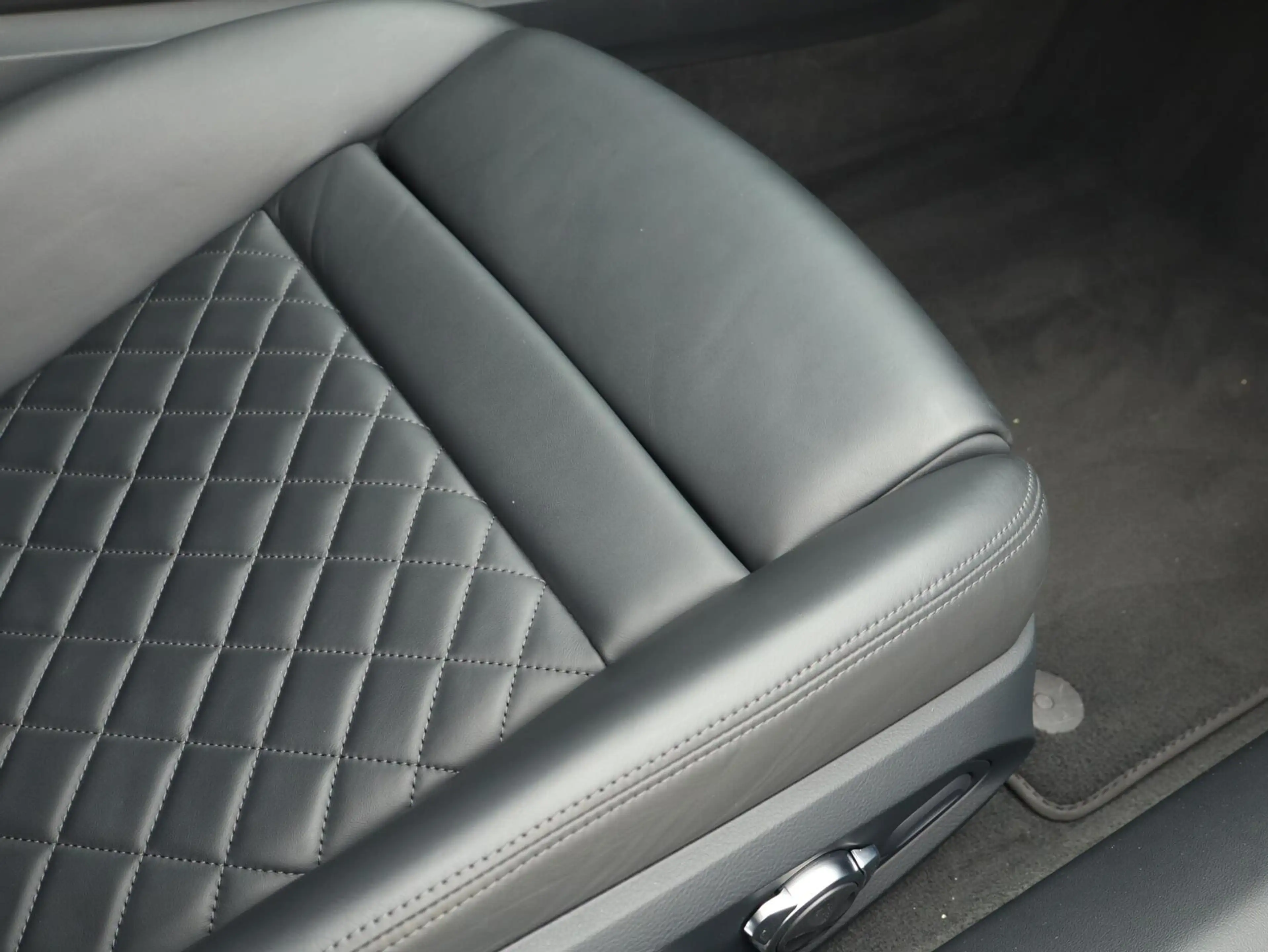 Audi R8 5.2 FSI Quattro V10 Plus 610PK|Carbon|Camera|Sport — photo 28
