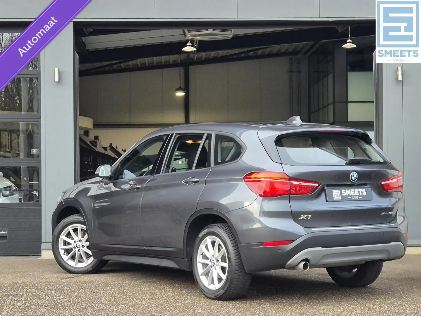 BMW X1 sDrive18i Executive Automaat 1e Eig! |Nav|Clima|Cr Gris - 2