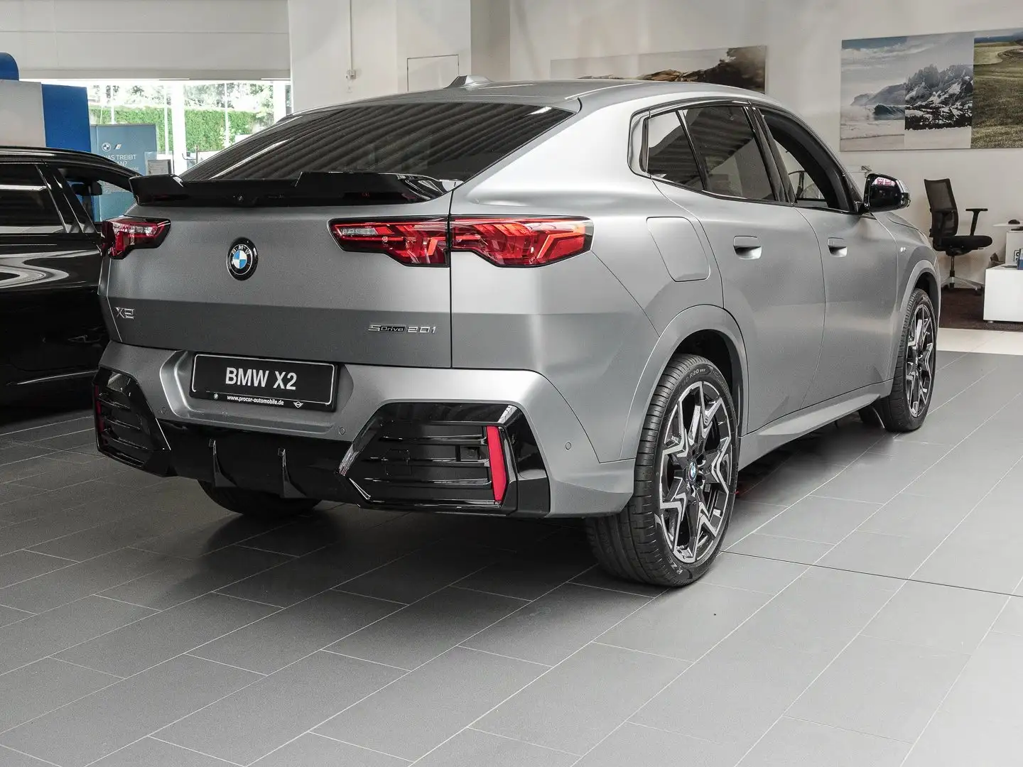 BMW X2 sDrive20i MSportPro HuD LKH H/K DA-Prof PA+ LED Grau - 2